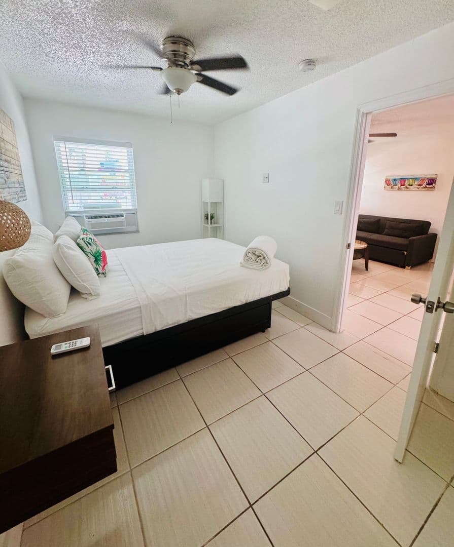 ST PETE BEACH Apartment: 523 72nd AVE