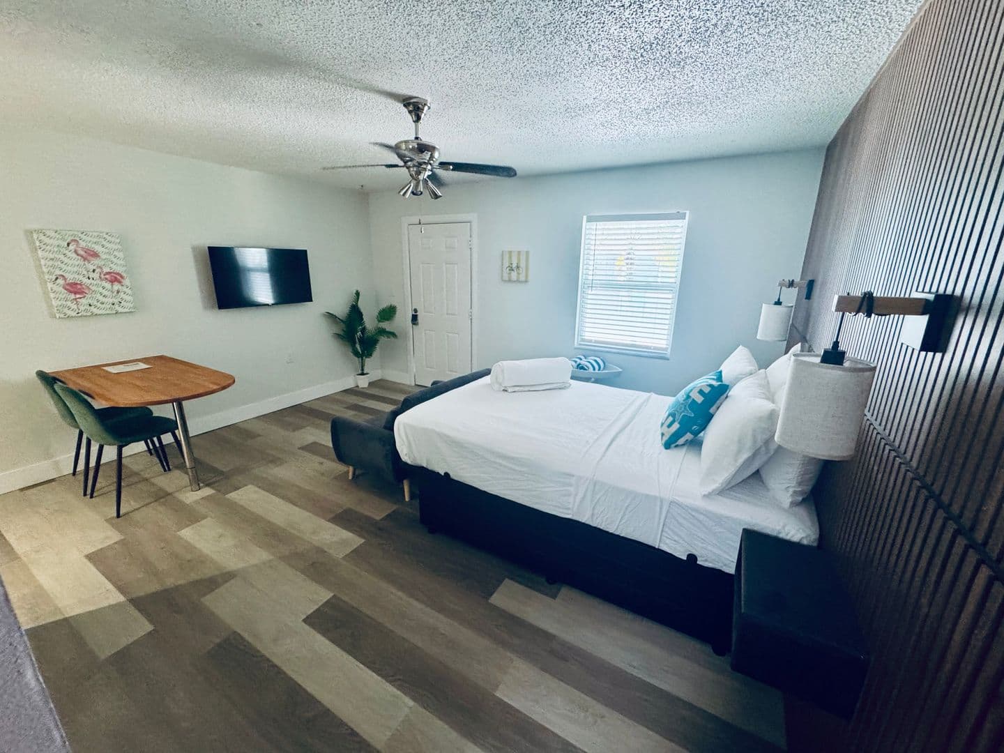 ST PETE BEACH Apartment: 523 72nd AVE