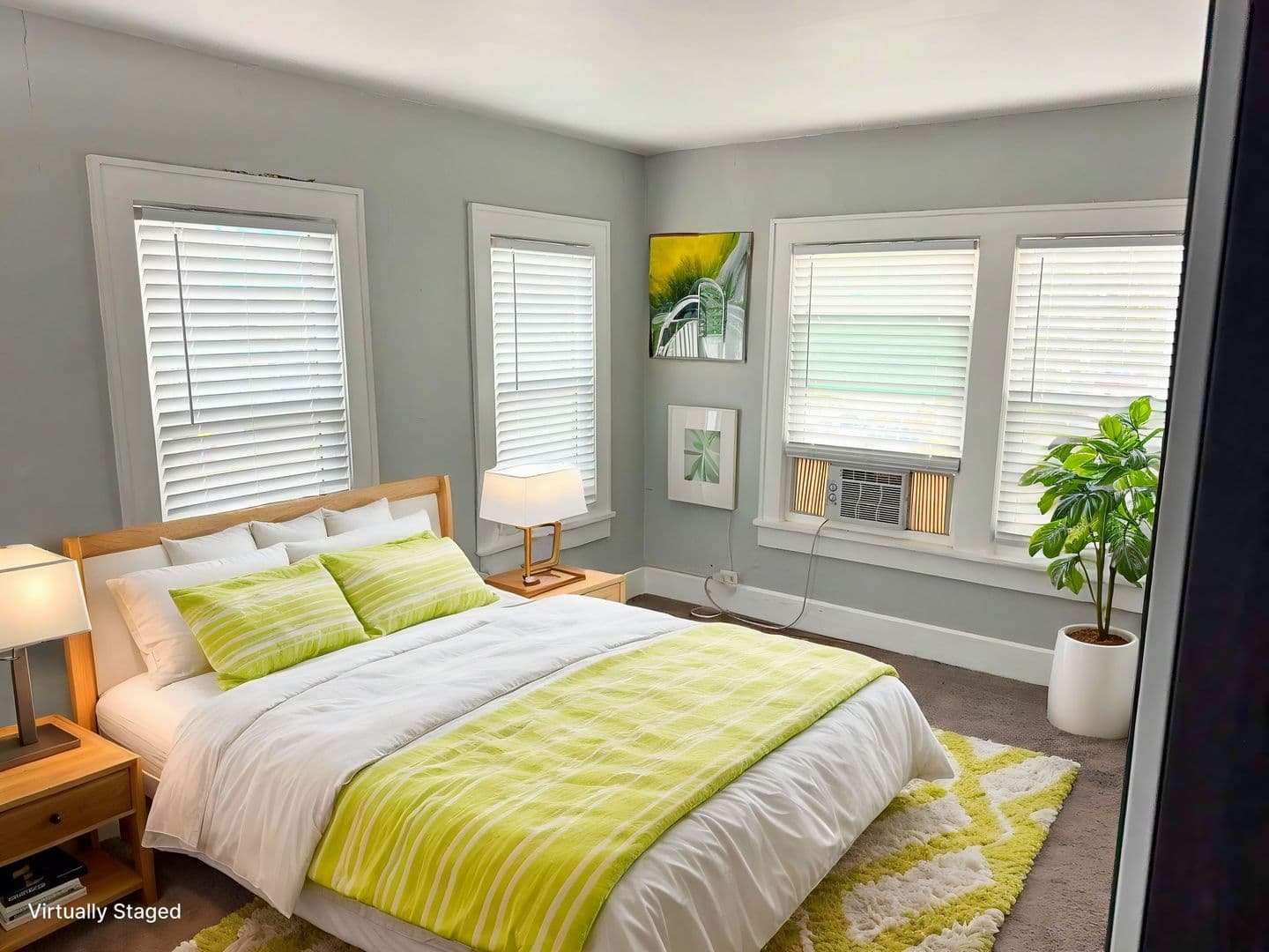 St. Petersburg Apartment: 425 3rd Street N