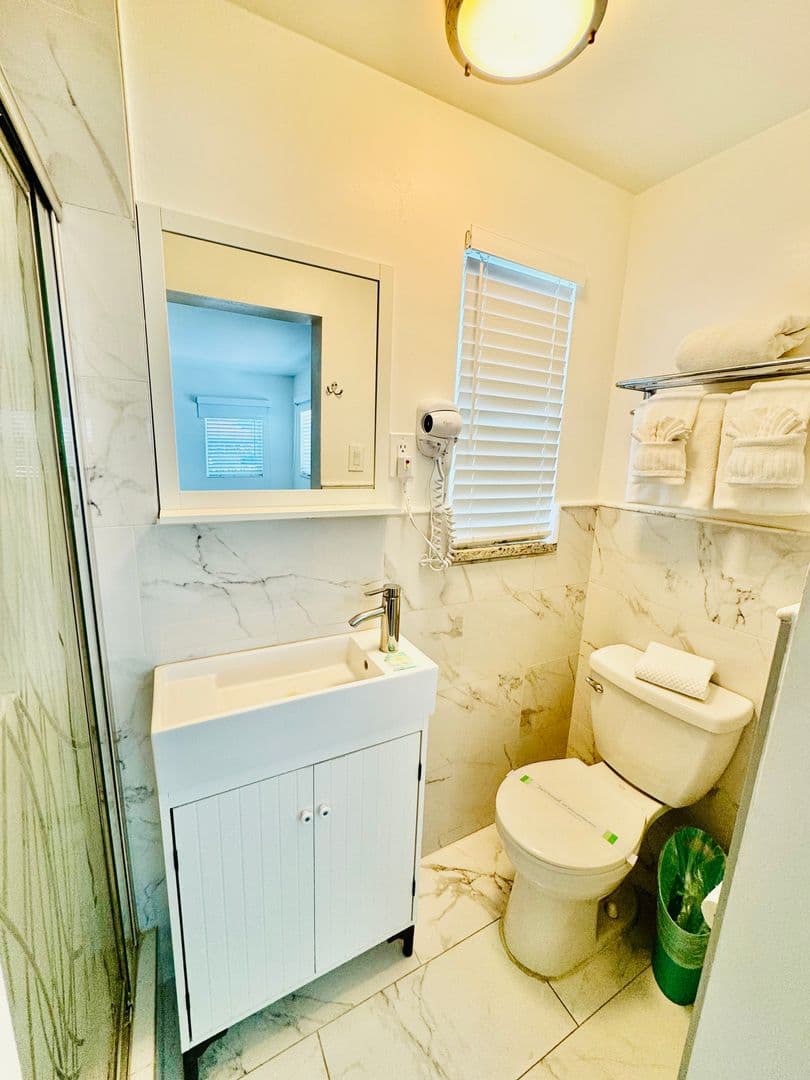 Saint Pete Beach Apartment: 6801 Sunset Way