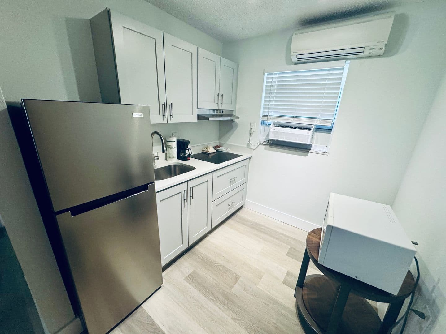 ST PETE BEACH Apartment: 523 72nd AVE