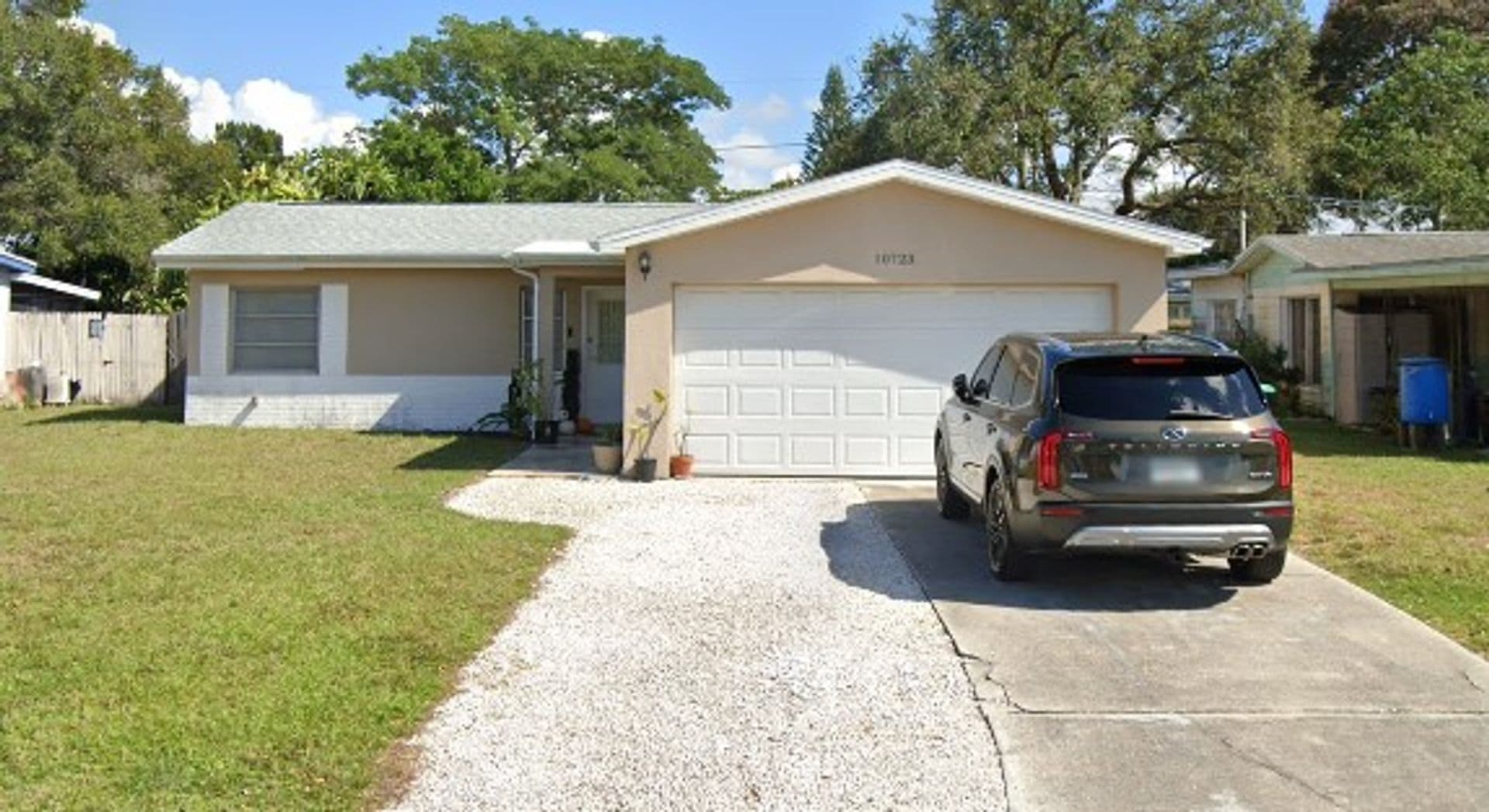 Seminole House: 10723 109th St