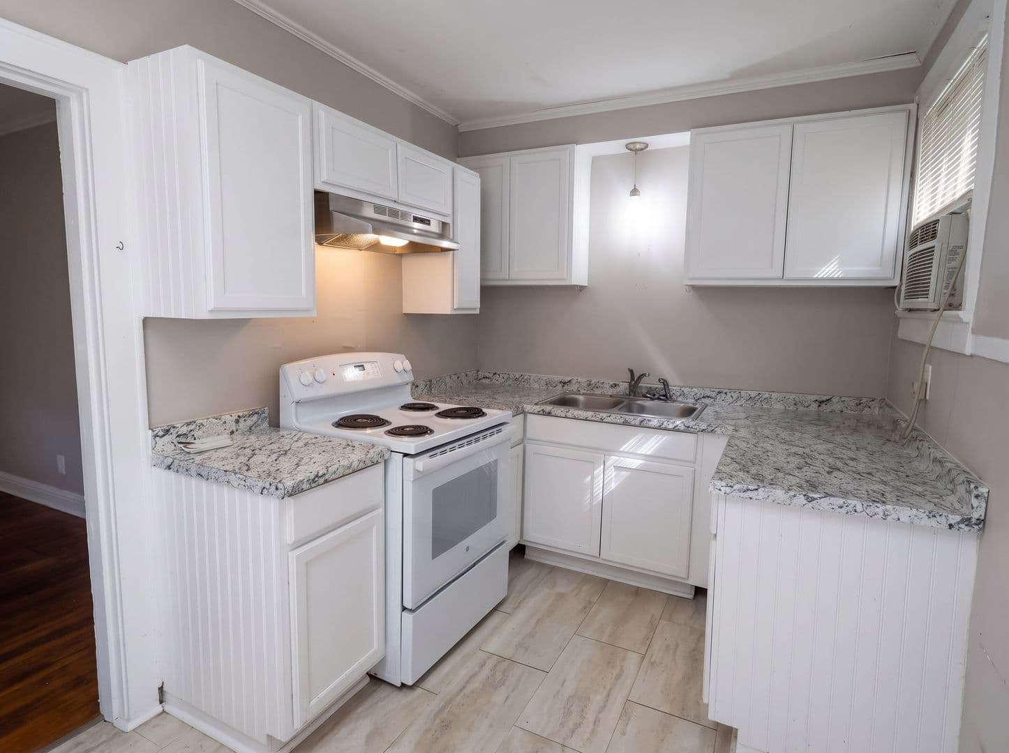 Shreveport Apartment: 539 1/2 Olive St.