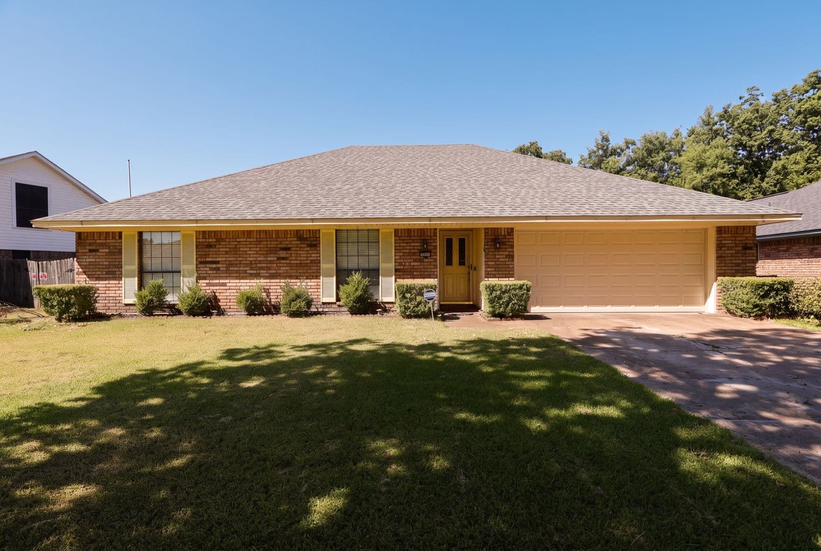 Bossier City House: 507 Parklane Dr