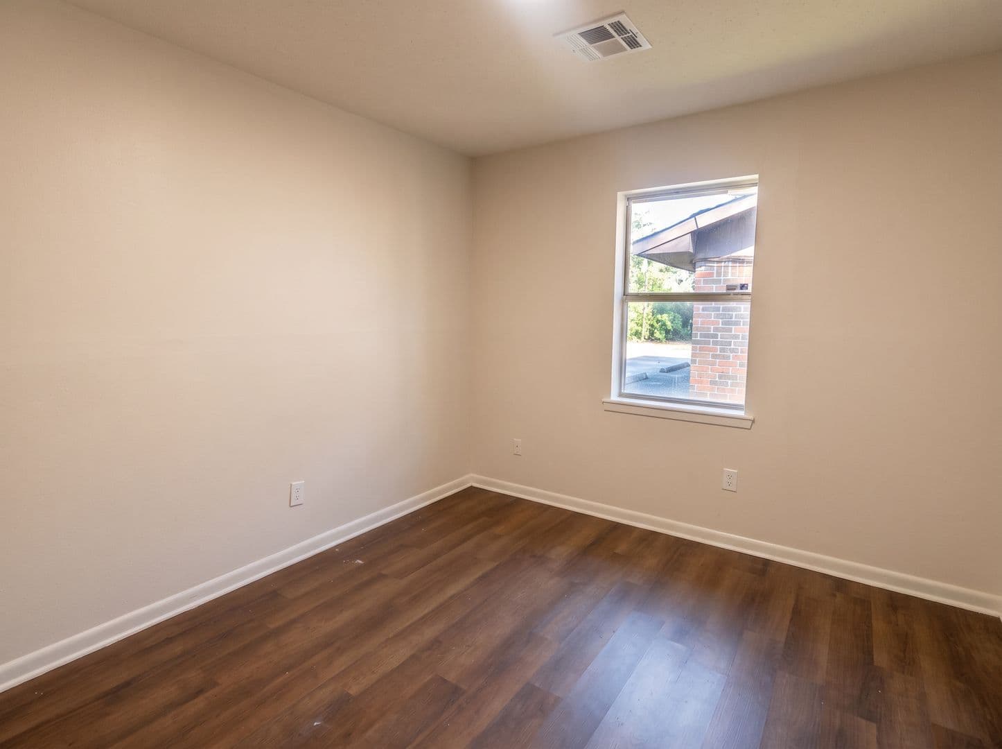 Shreveport House: 2924 Mackey Lane