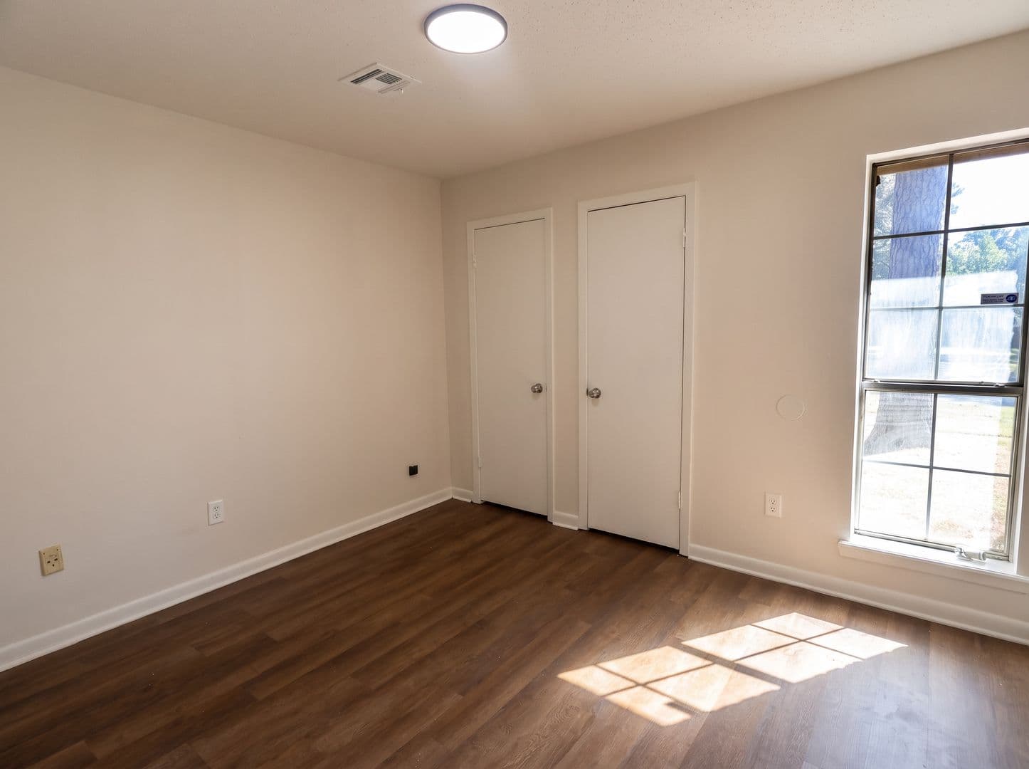 Shreveport House: 2924 Mackey Lane