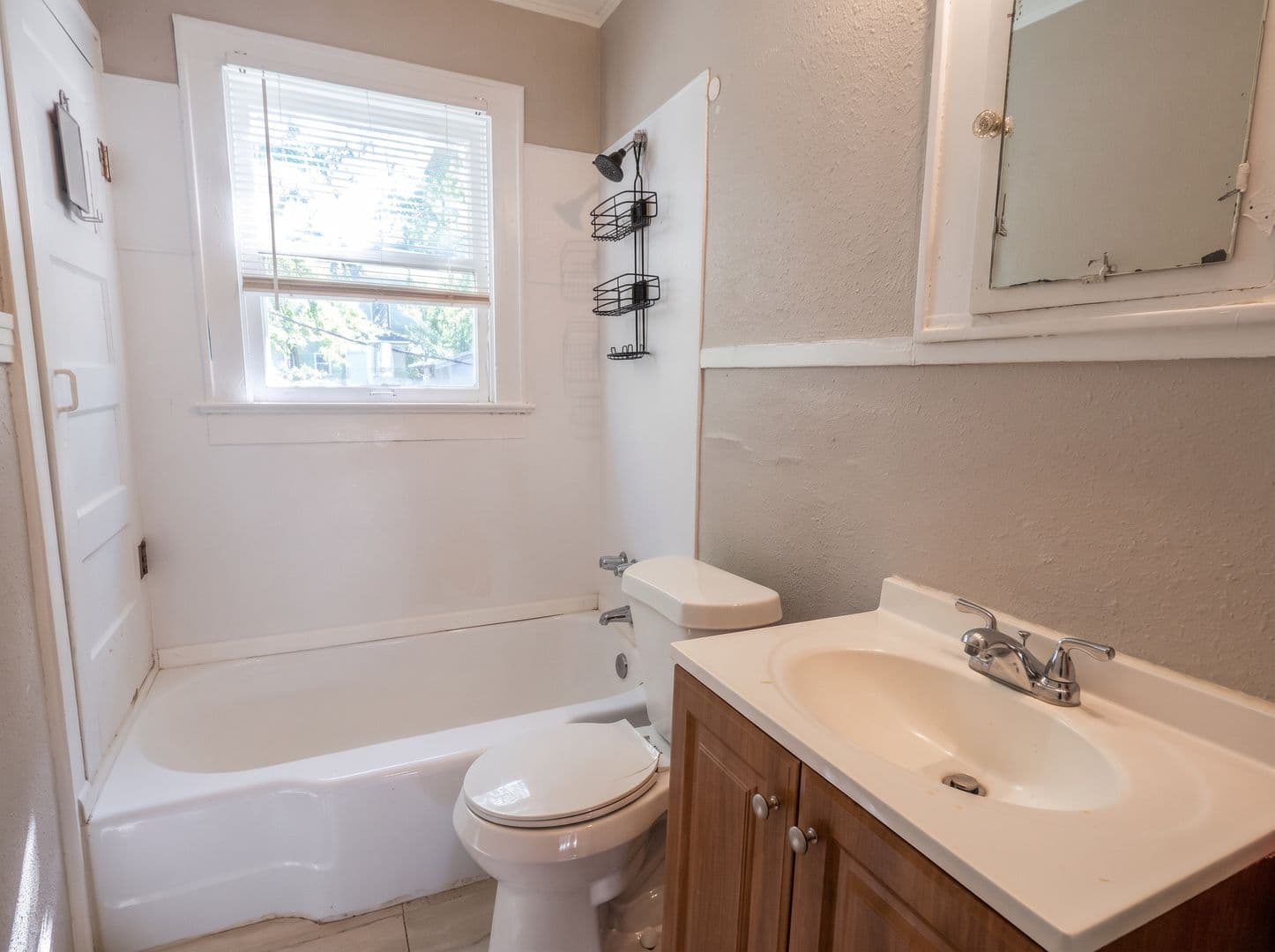Shreveport Apartment: 539 1/2 Olive St.