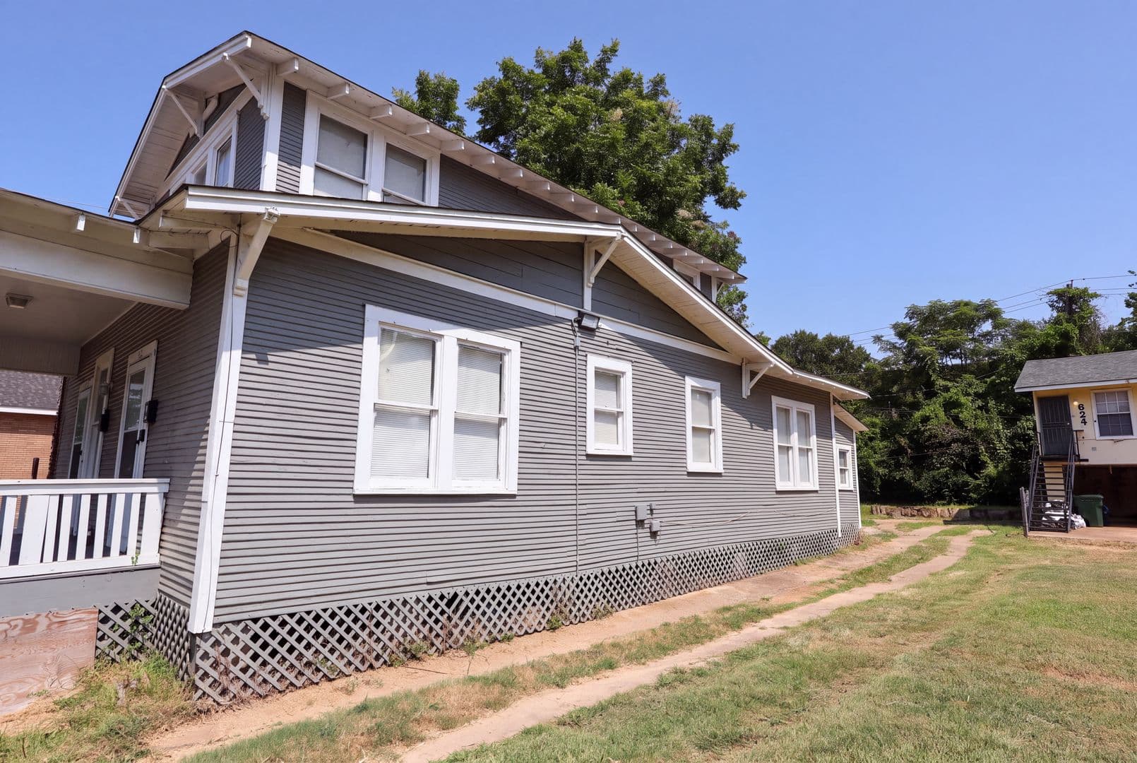 Shreveport House: 628 Olive St
