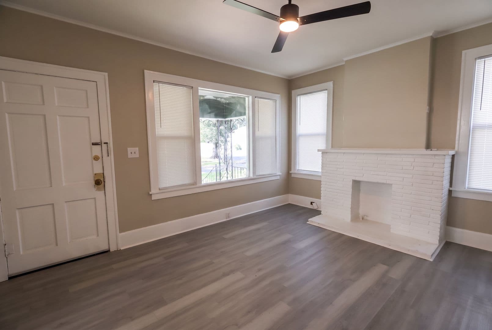 Shreveport Apartment: 554/556 Stephenson St