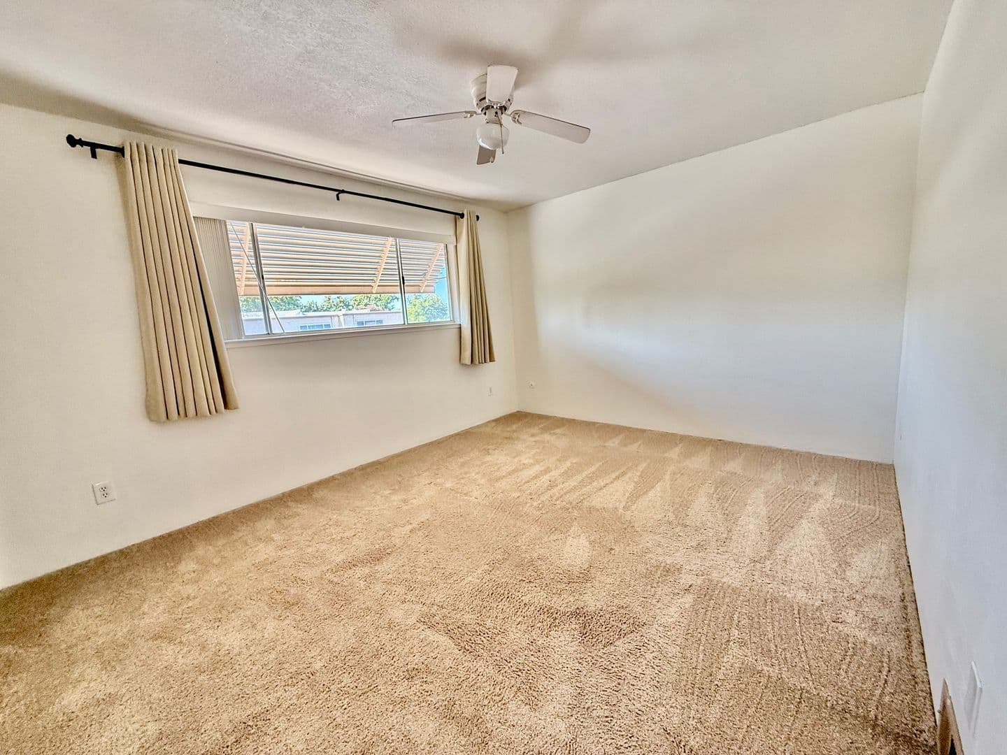 Carmichael Townhome: 6203 Via Casitas