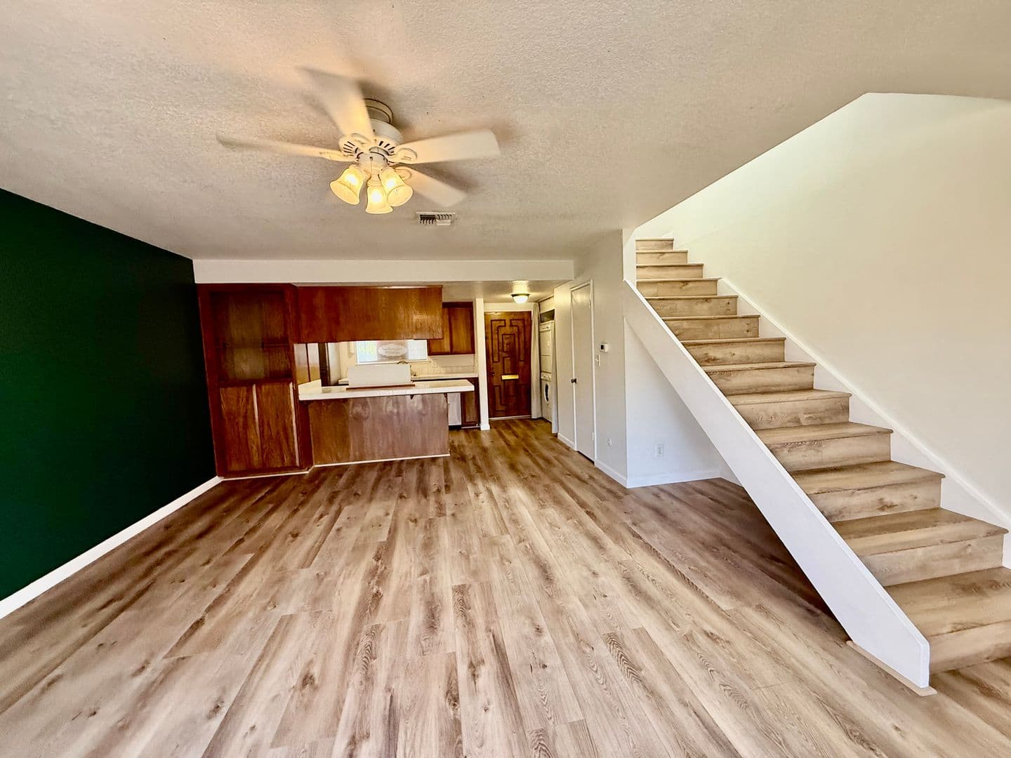 Carmichael Townhome: 6203 Via Casitas