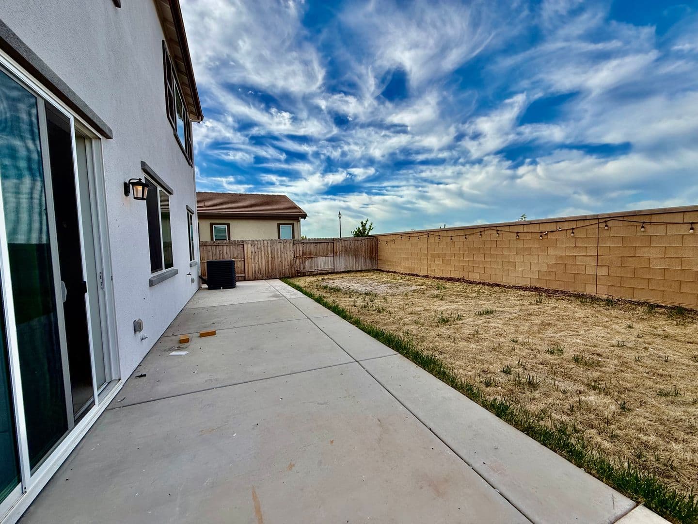 Roseville House: 7377 Moon Dream Way