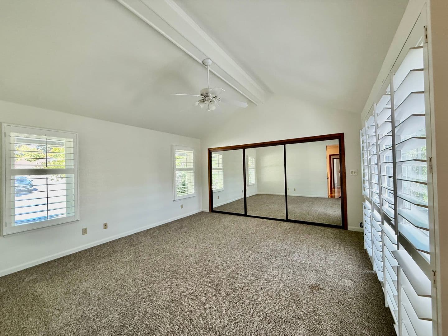 Roseville House: 1101 Newport Way