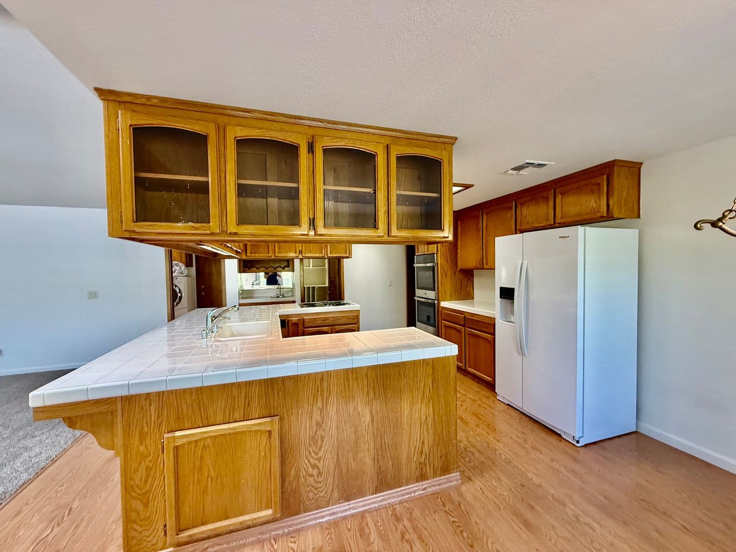 Roseville House: 1101 Newport Way