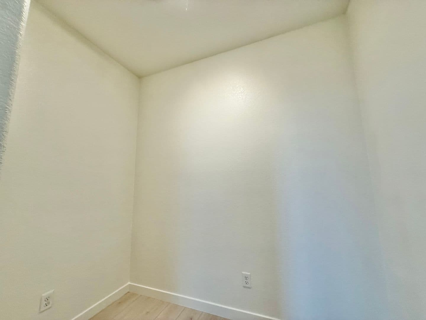 Roseville House: 7377 Moon Dream Way