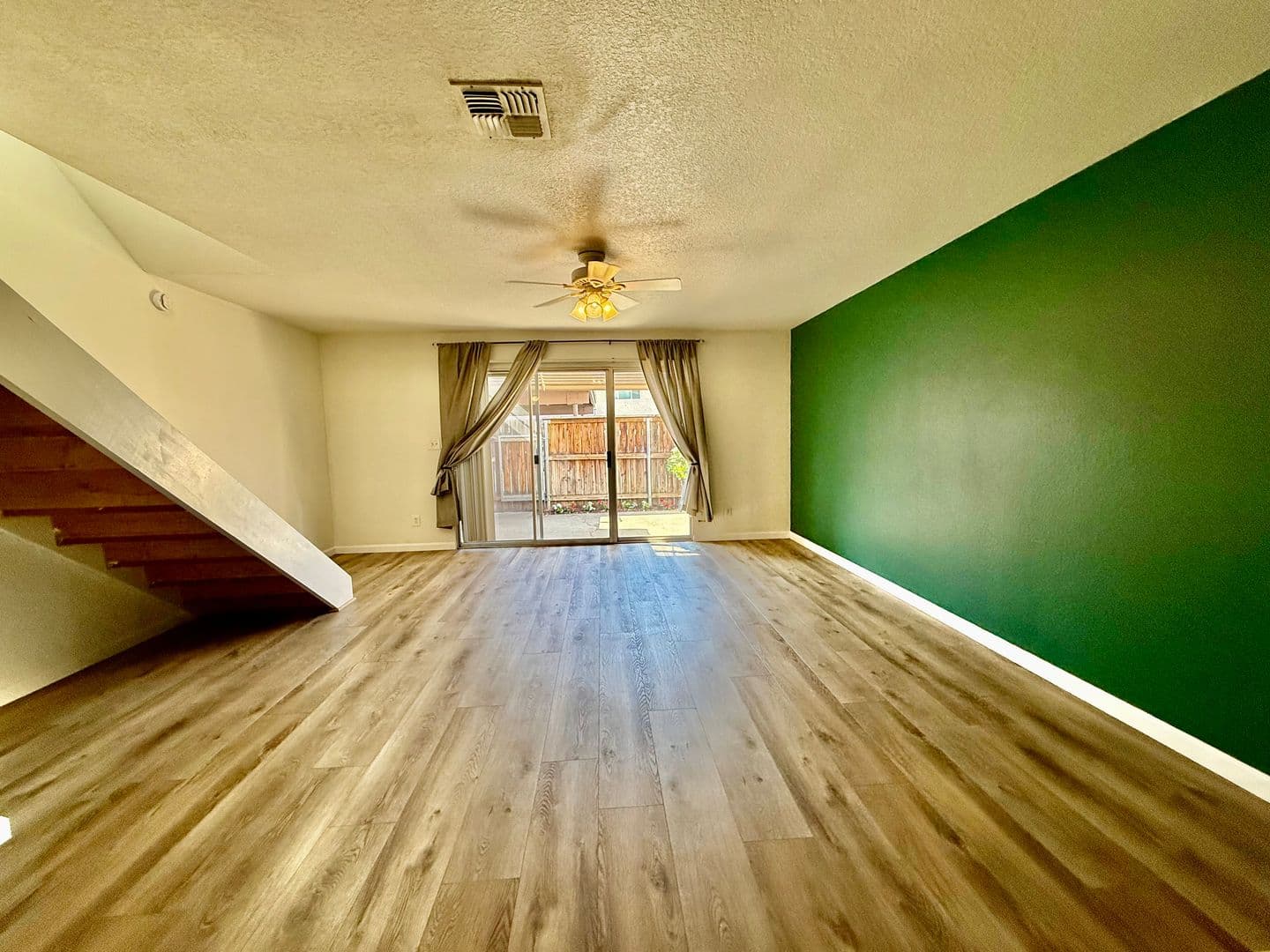 Carmichael Townhome: 6203 Via Casitas