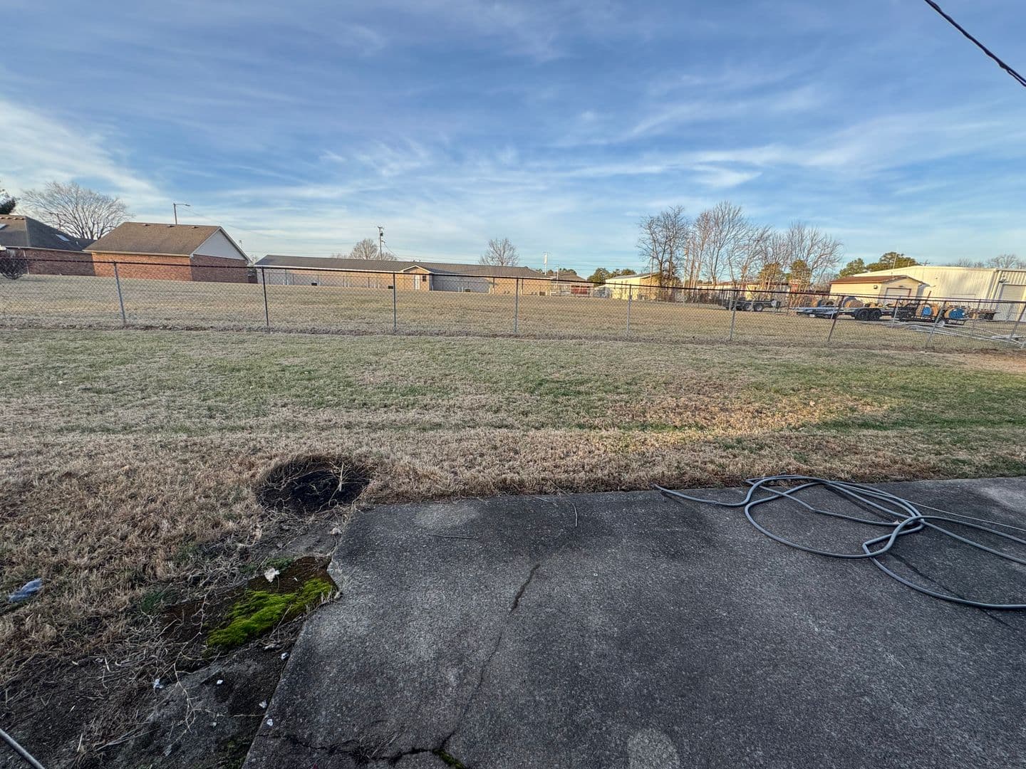 Paducah Apartment: 107 Grogan Circle
