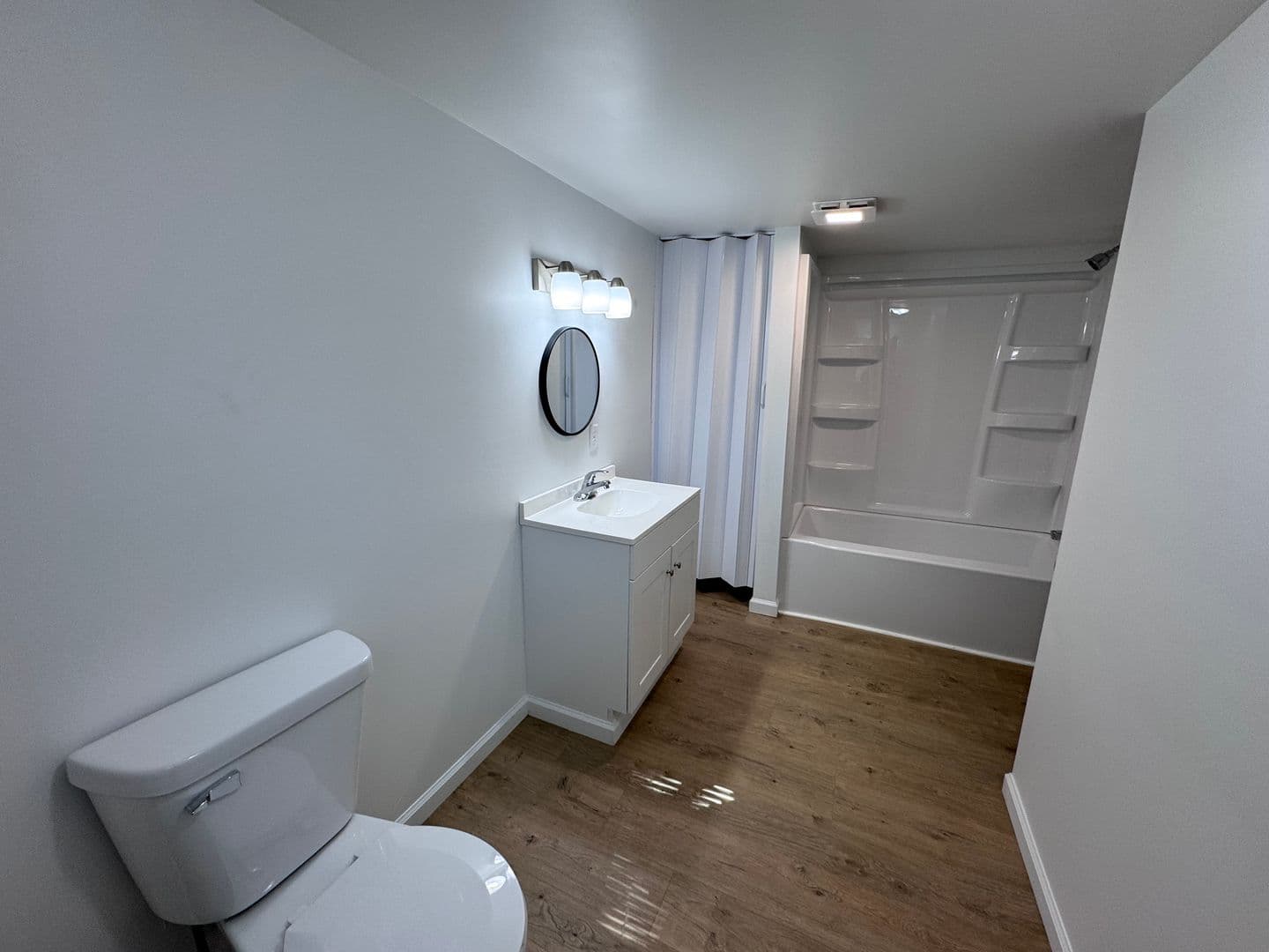 Kevil House: 11450 Bonham