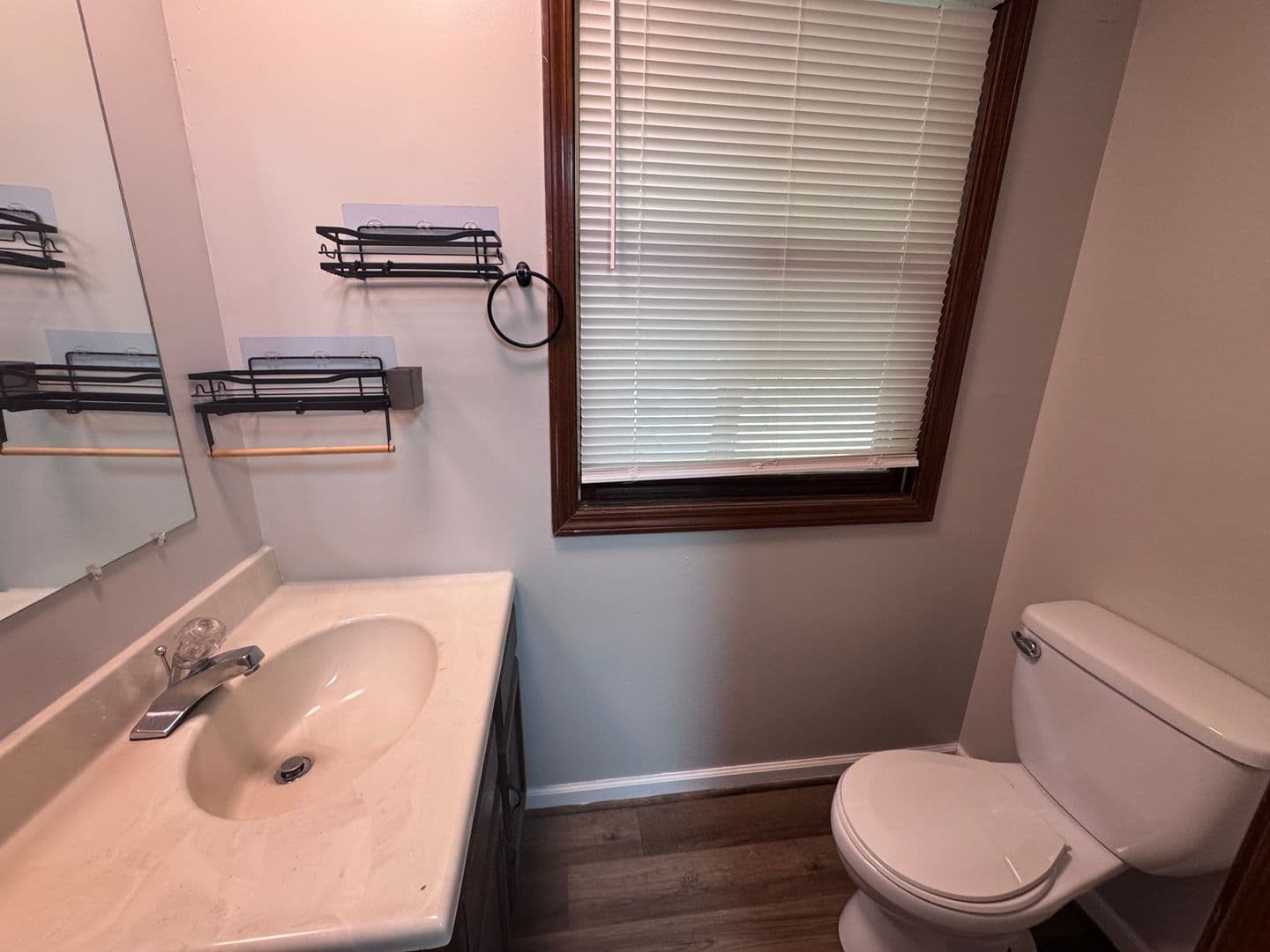 Paducah Apartment: 109 Lakeview Drive