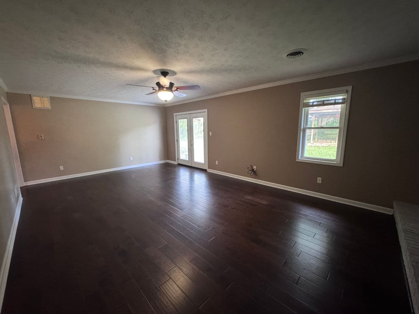 Paducah House: 4430 Chicadee Drive