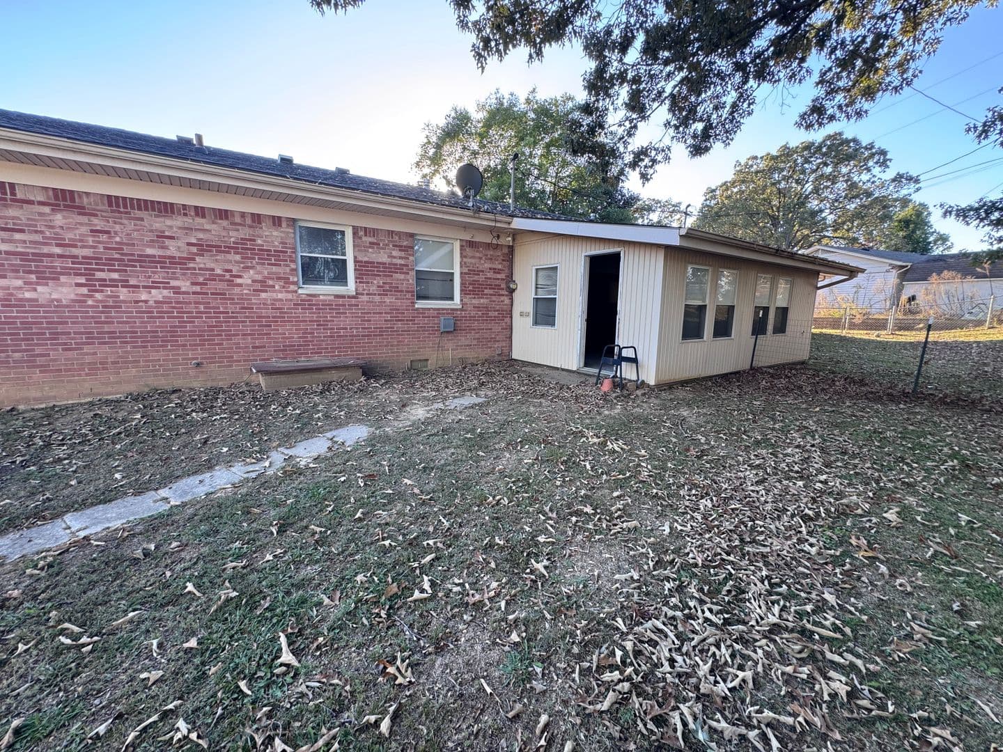 Calvert City Apartment: 937 E 6th Ave