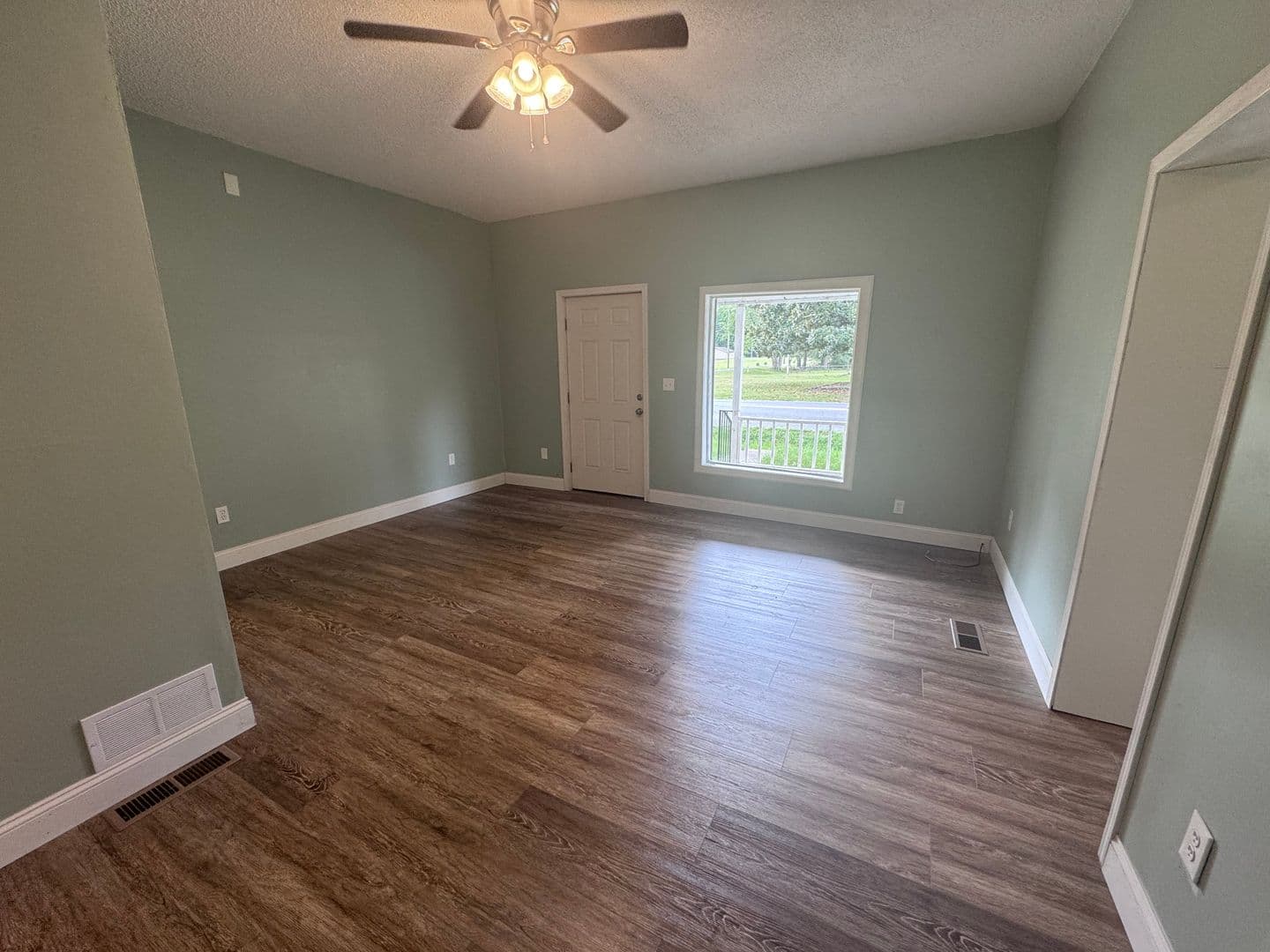 Paducah House: 820 S 28TH Street