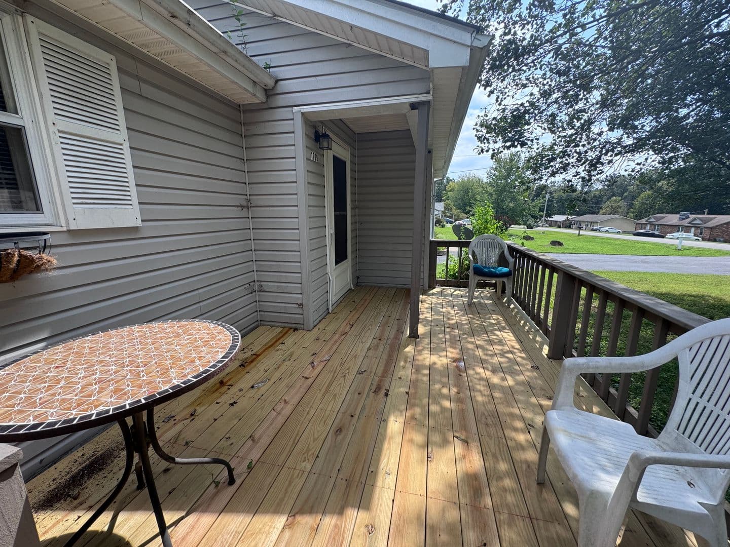Murray House: 1709 Oakhill Drive S