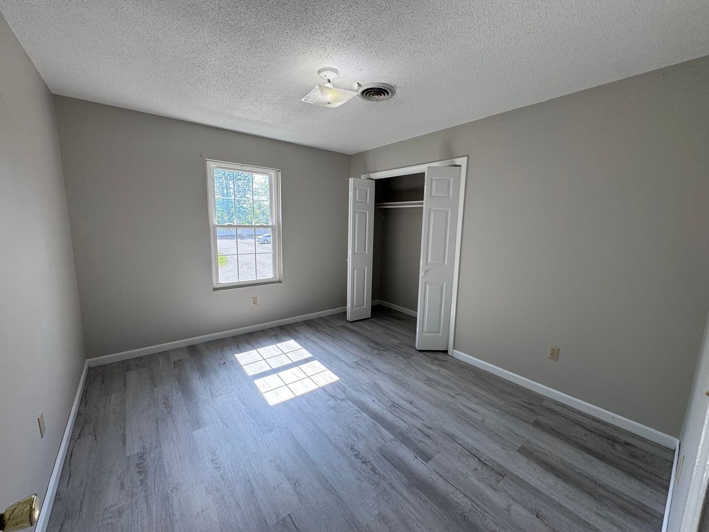 Calvert City Apartment: 620 Oak Park Blvd - Apt 205
