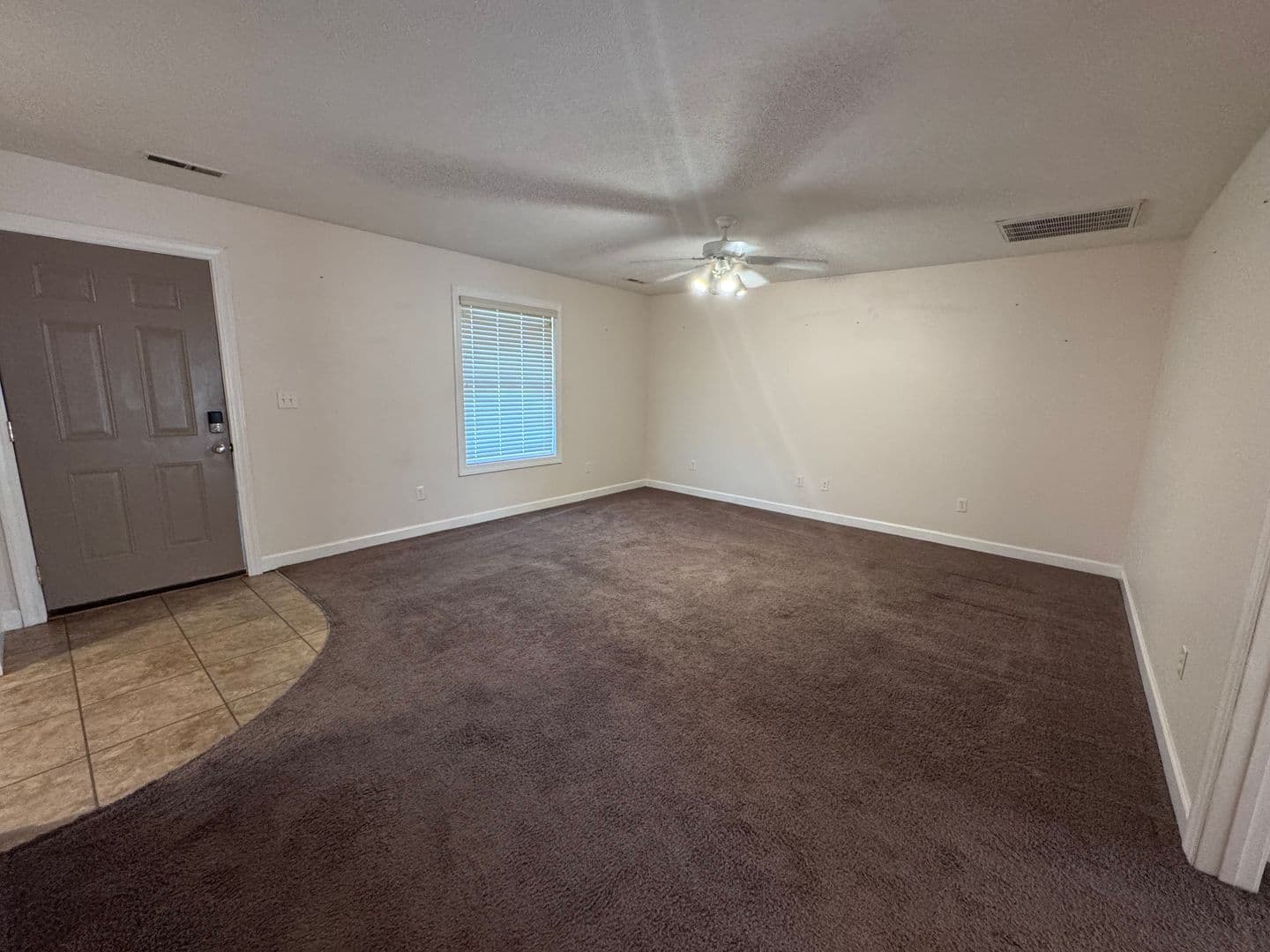 Calvert City Apartment: 130 Drivers Road