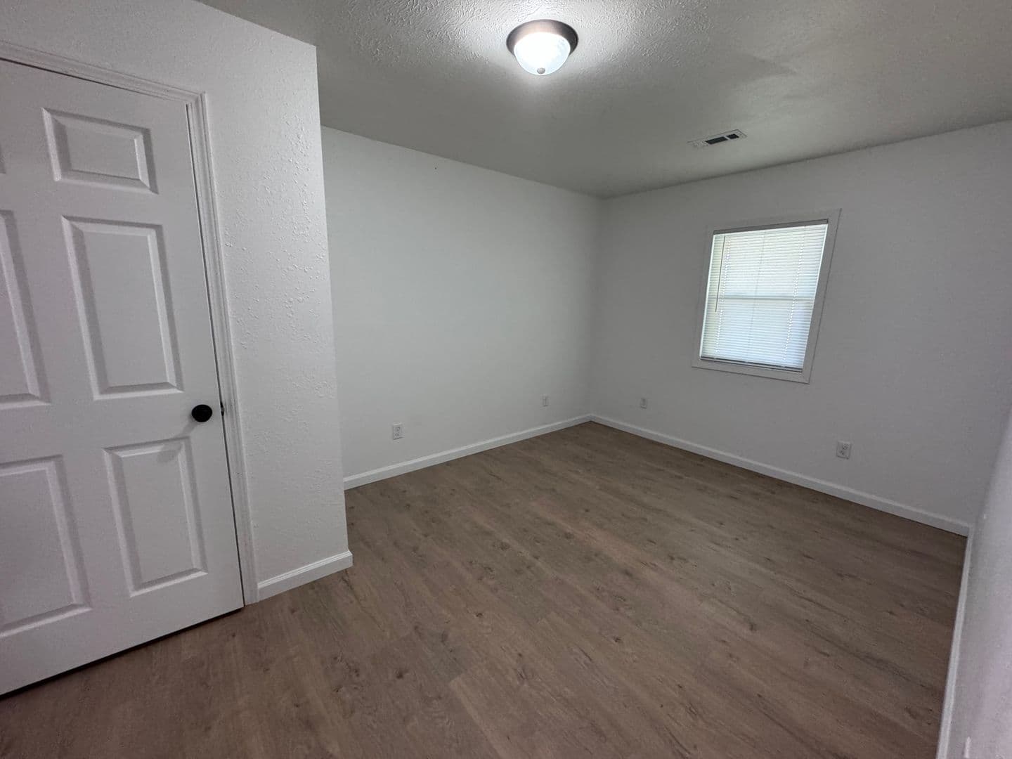 Kevil House: 11450 Bonham