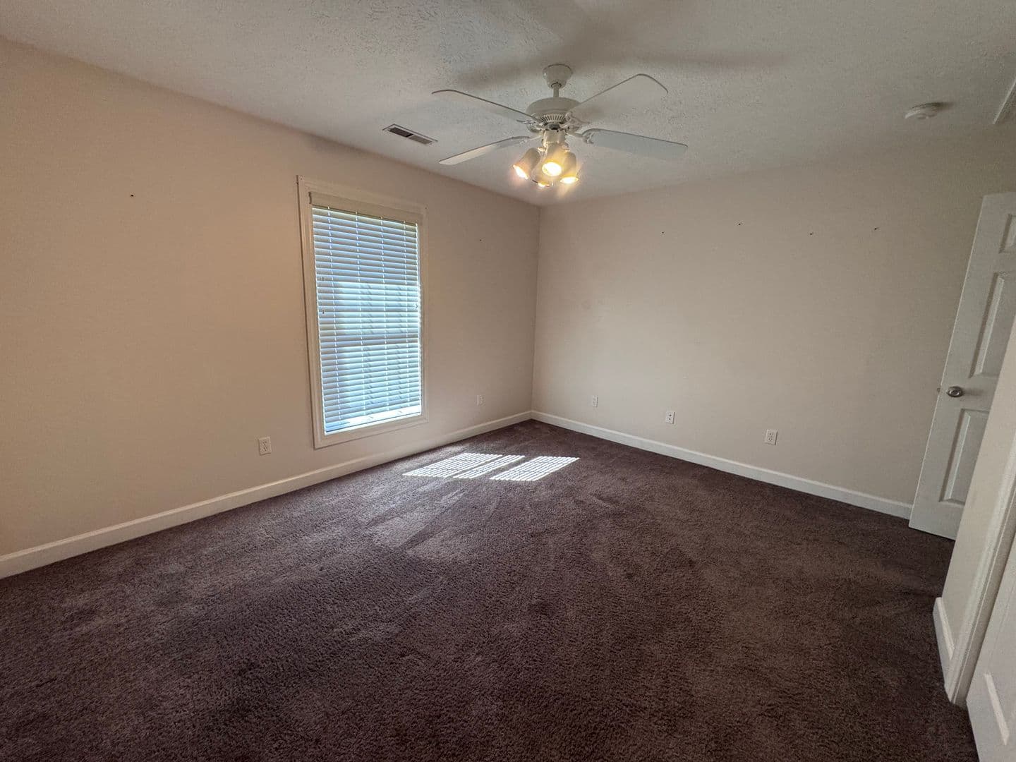 Calvert City Apartment: 130 Drivers Road