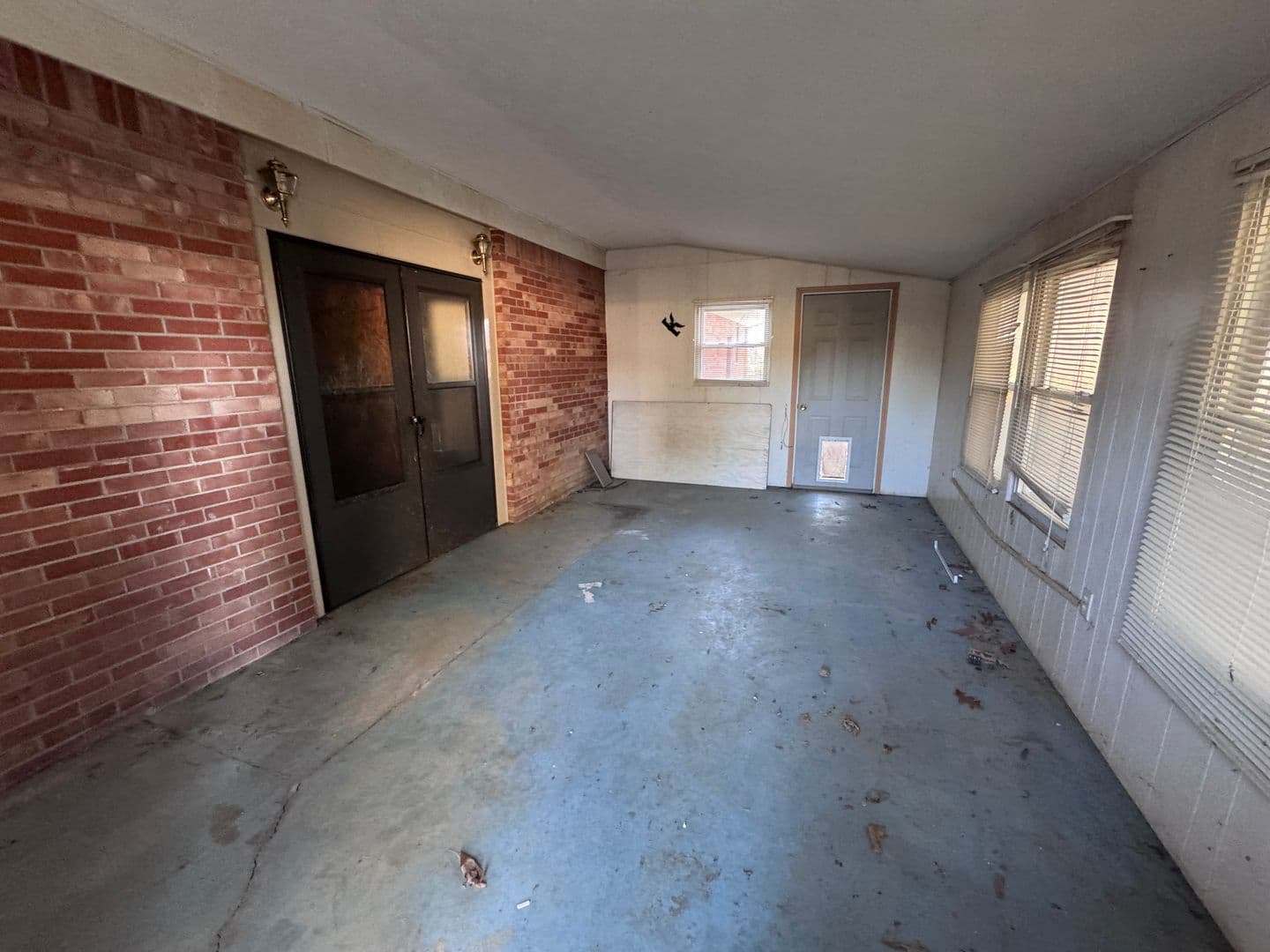 Calvert City Apartment: 937 E 6th Ave
