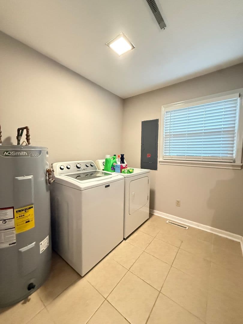 Paducah House: 325 Franklin Drive