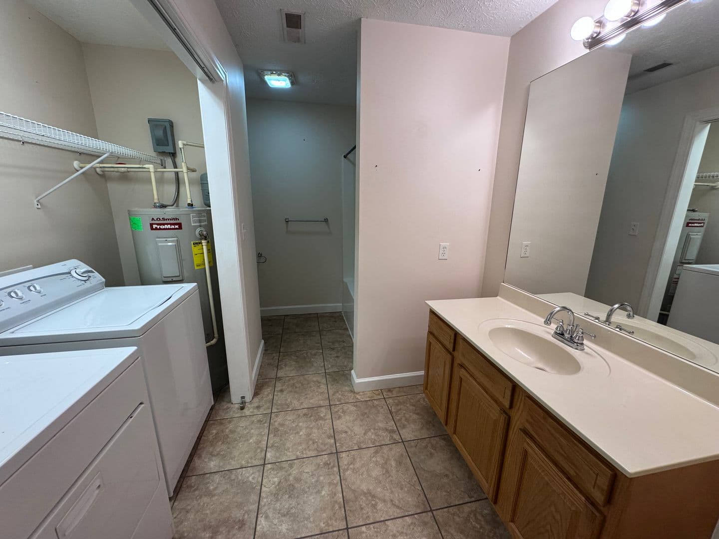 Calvert City Apartment: 130 Drivers Road