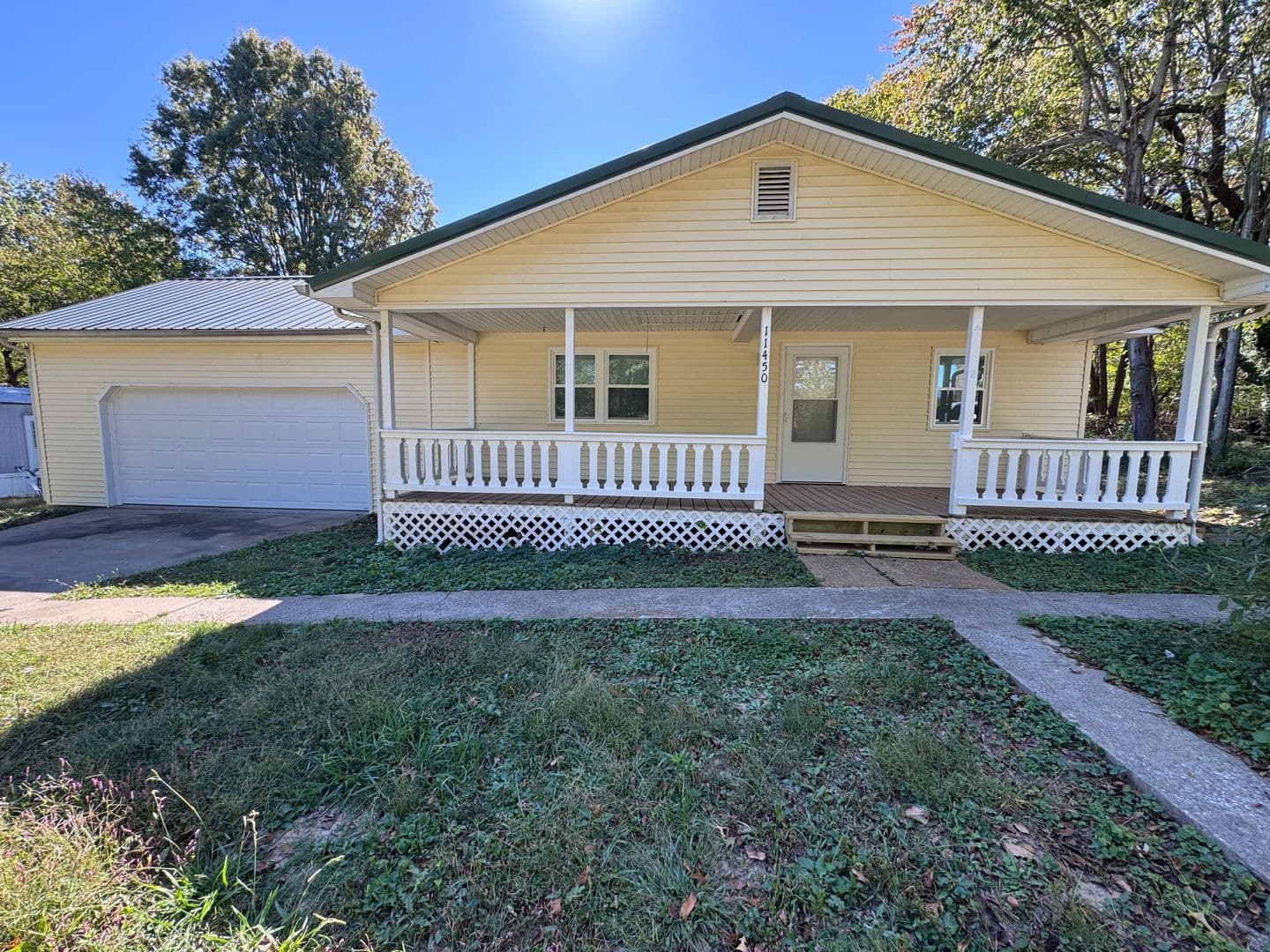 Kevil House: 11450 Bonham