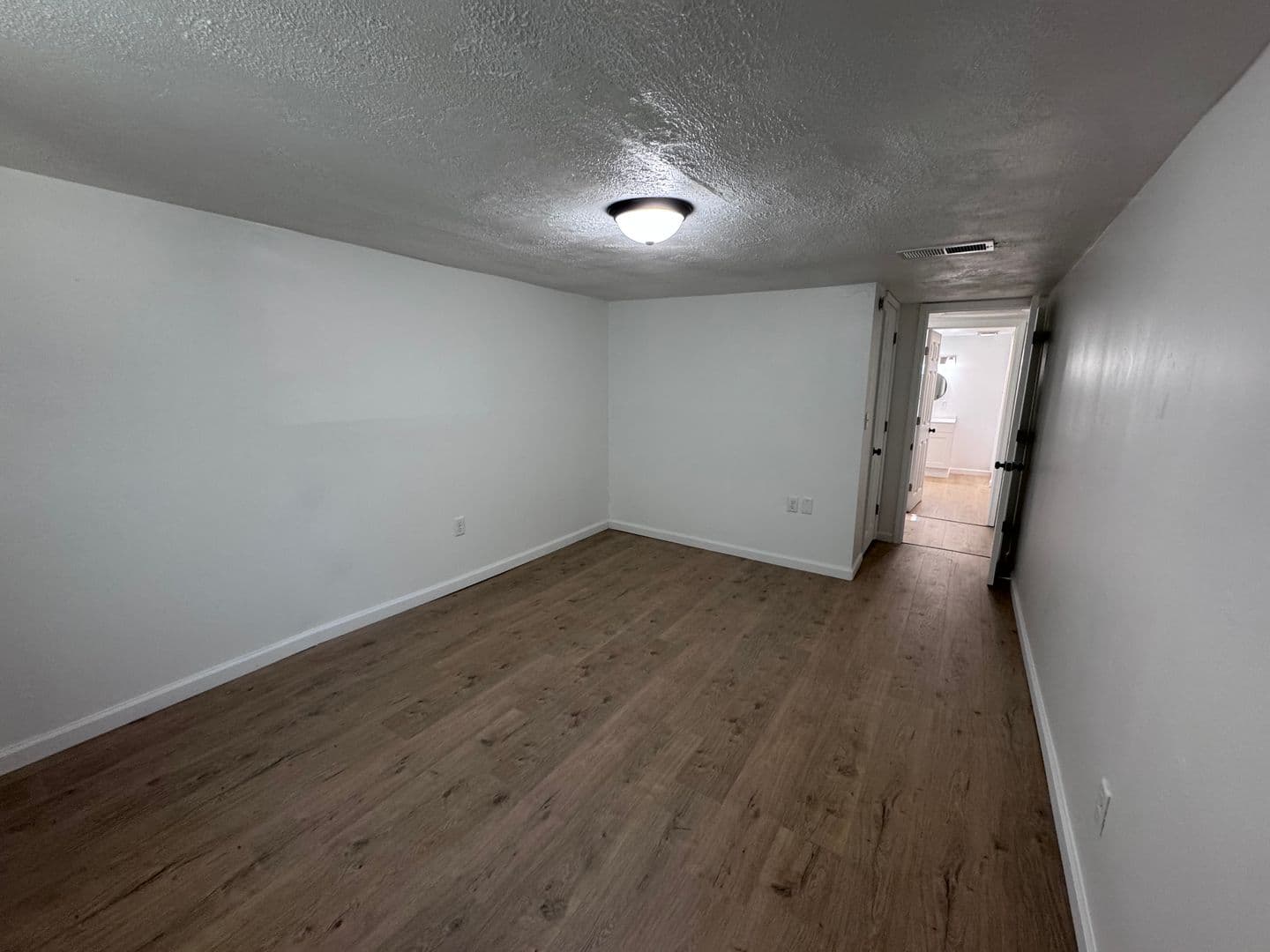Kevil House: 11450 Bonham