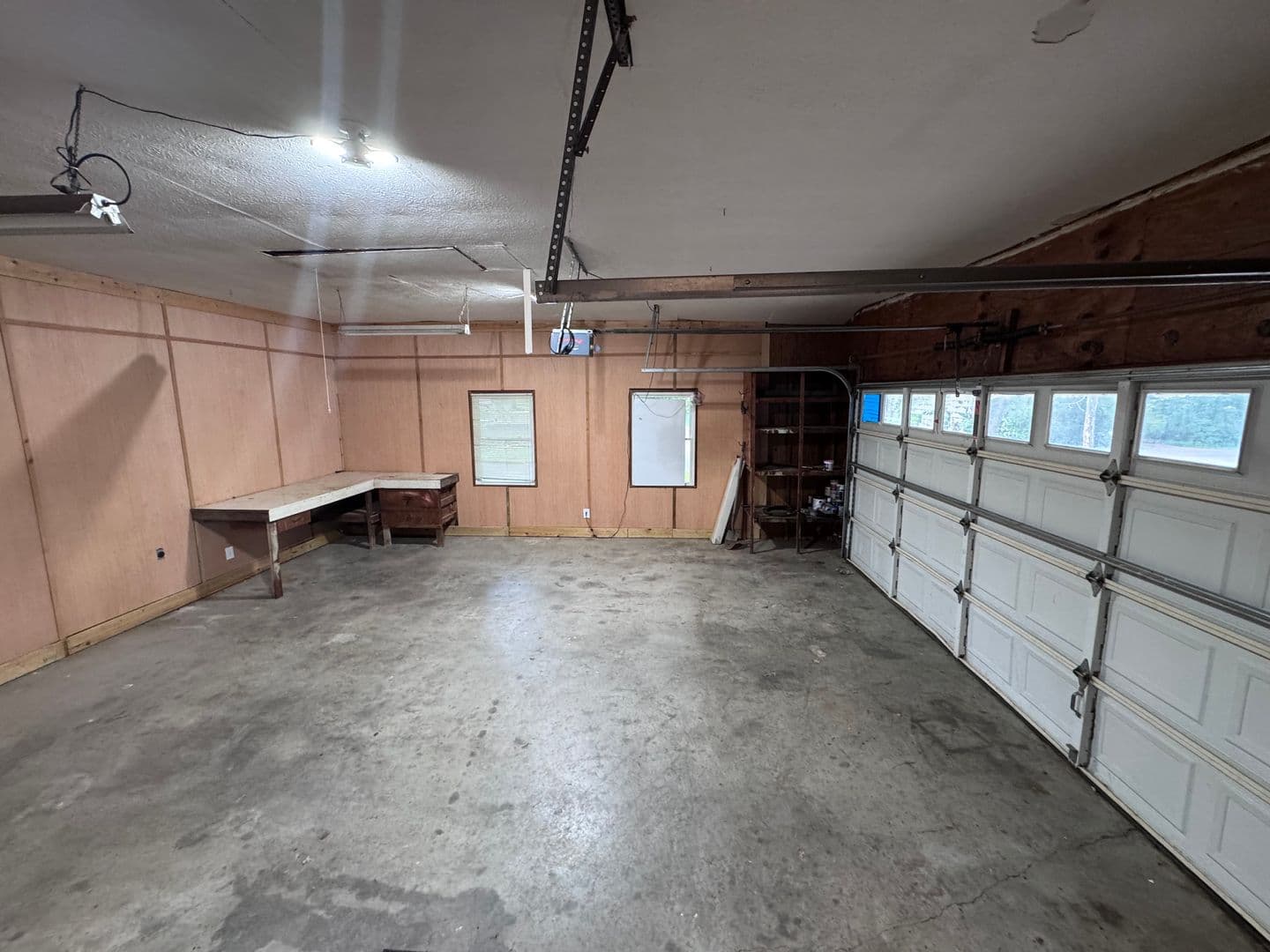 Paducah House: 4430 Chicadee Drive