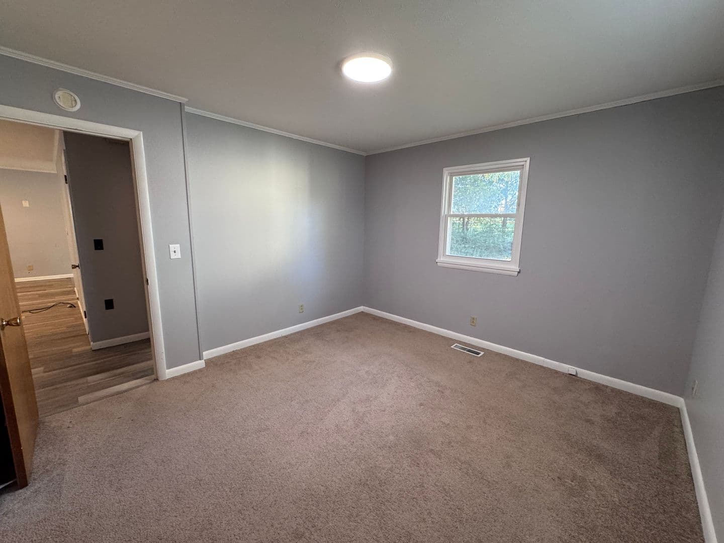 Calvert City Apartment: 937 E 6th Ave