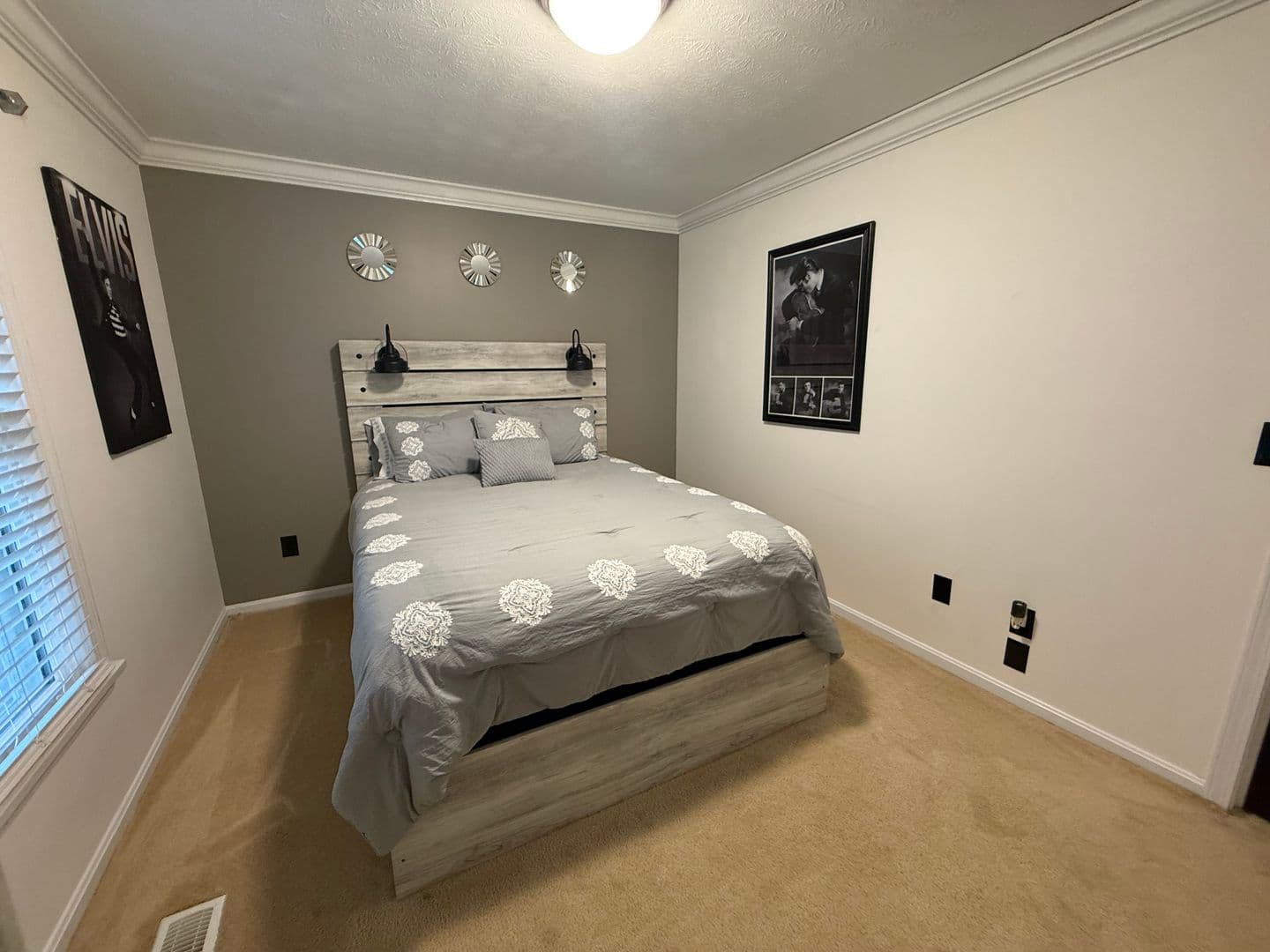 Paducah House: 325 Franklin Drive