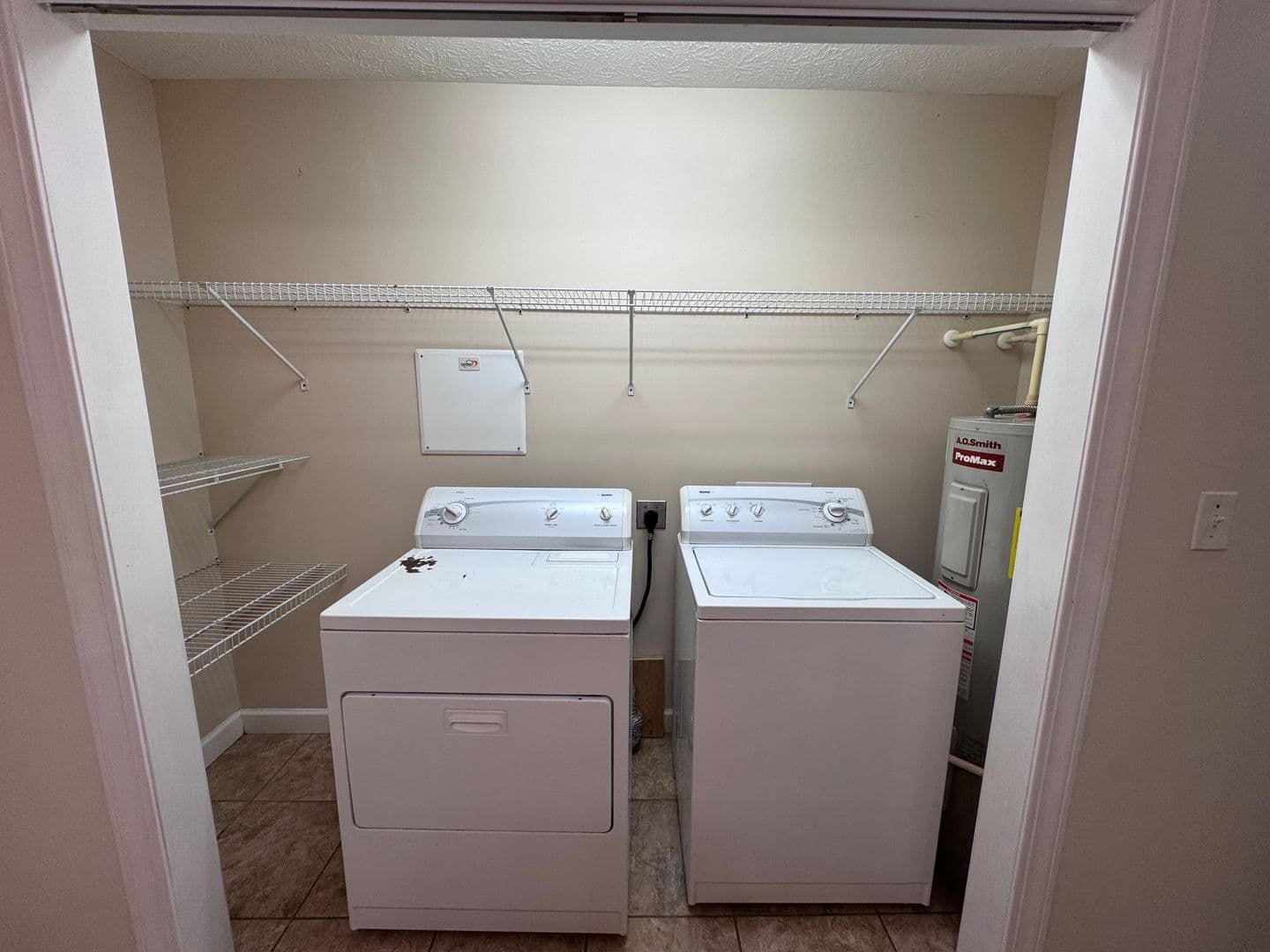 Calvert City Apartment: 130 Drivers Road