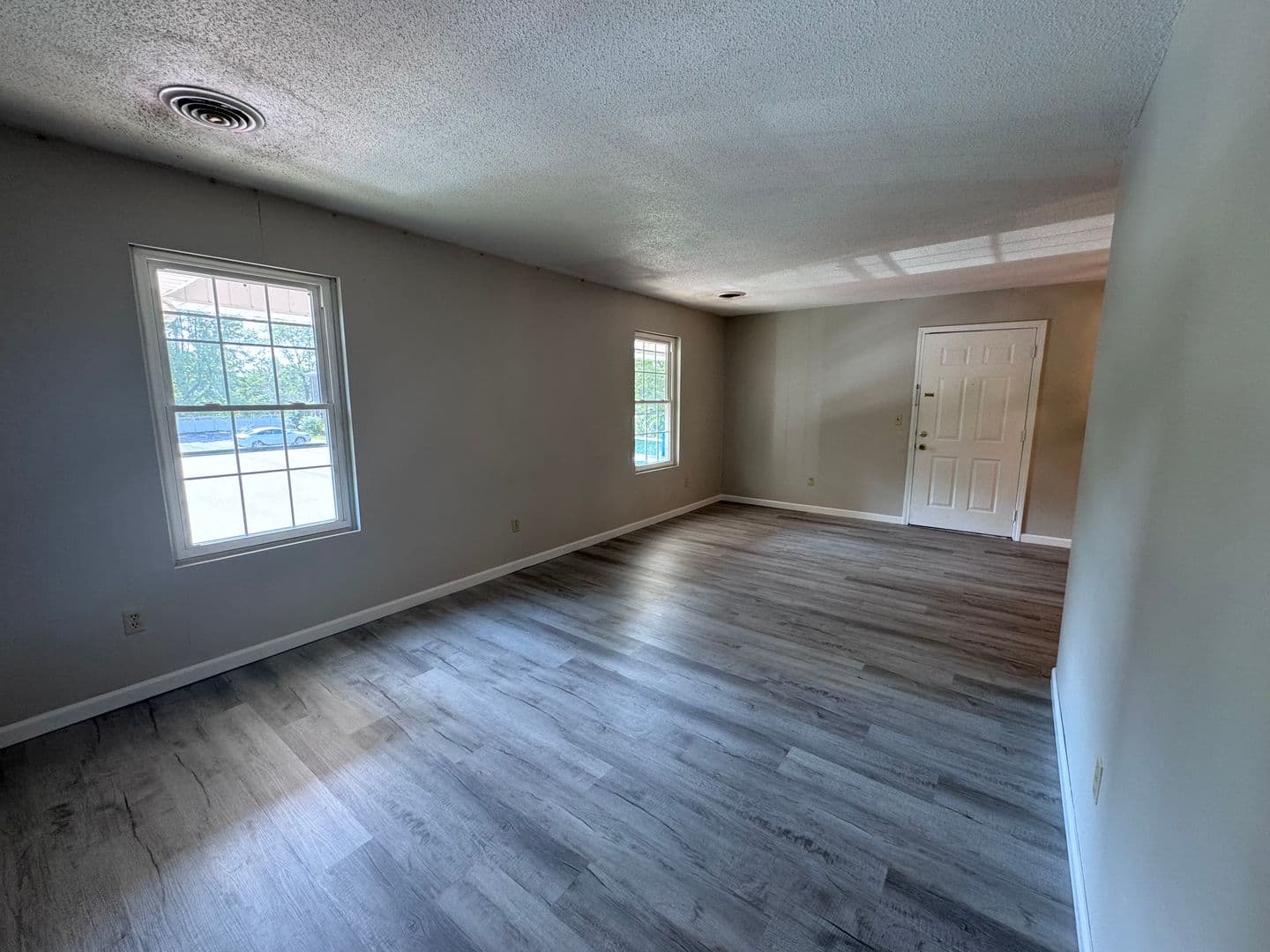 Calvert City Apartment: 620 Oak Park Blvd - Apt 205