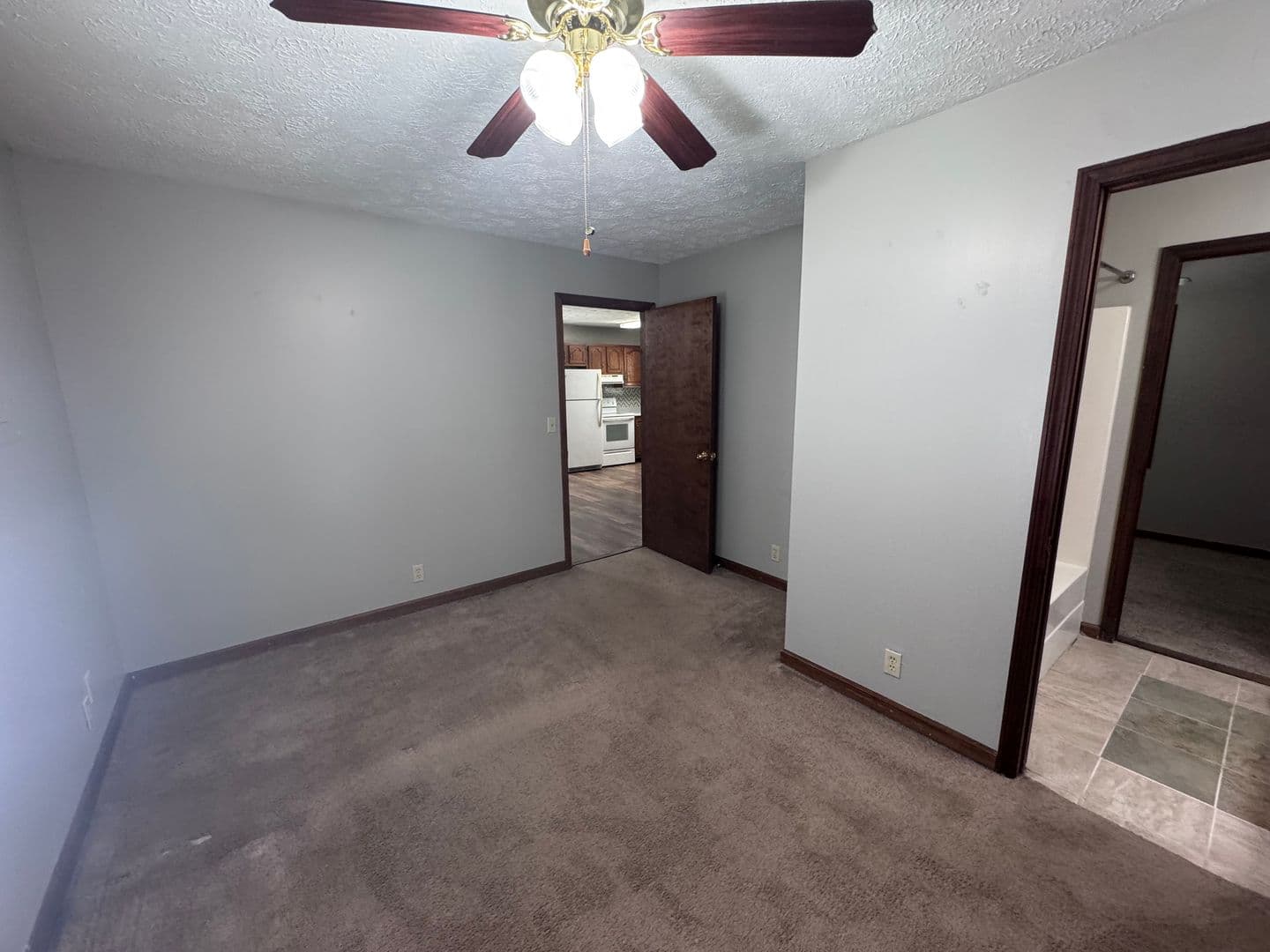 Paducah Apartment: 129 Herzog Lane Unit A