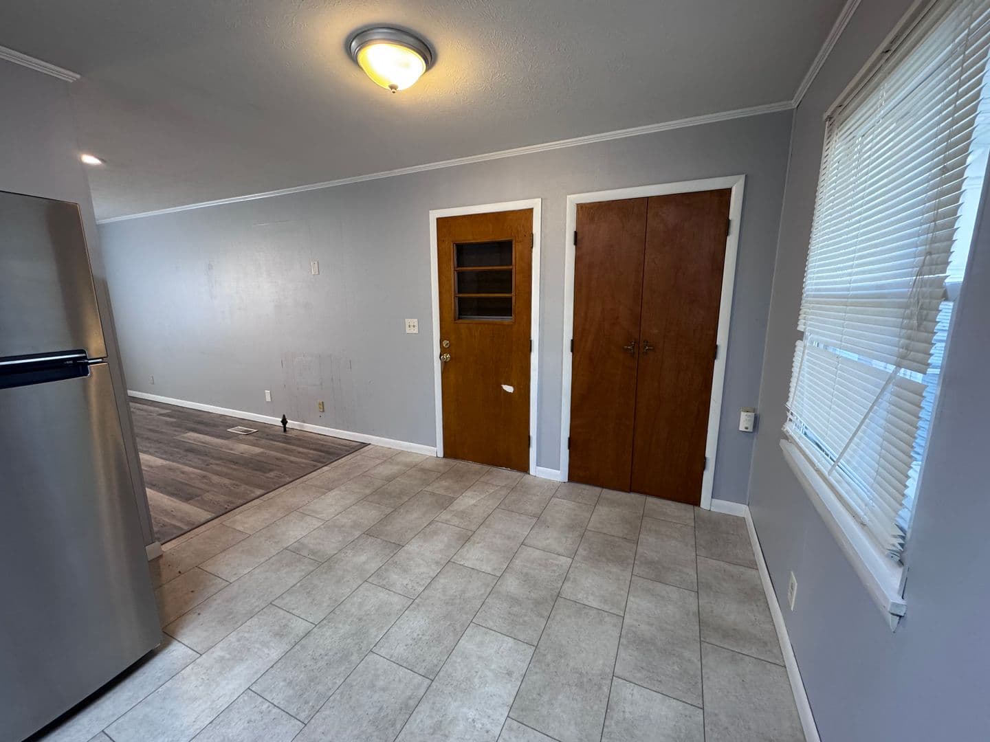Calvert City Apartment: 937 E 6th Ave