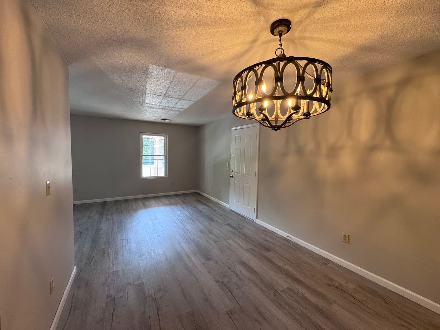 Calvert City Apartment: 620 Oak Park Blvd - Apt 205
