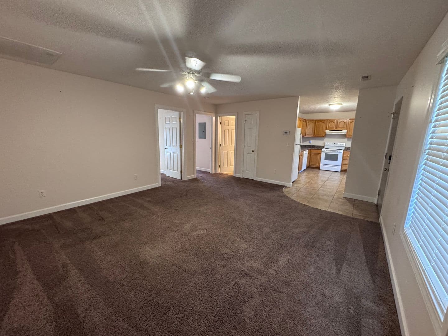 Calvert City Apartment: 130 Drivers Road