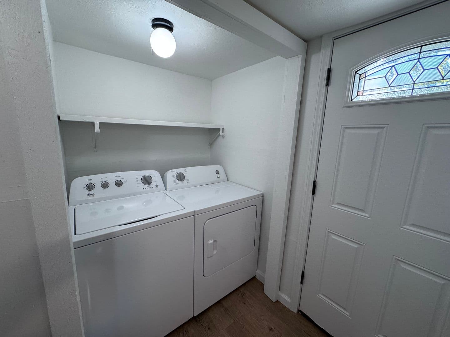 Kevil House: 11450 Bonham