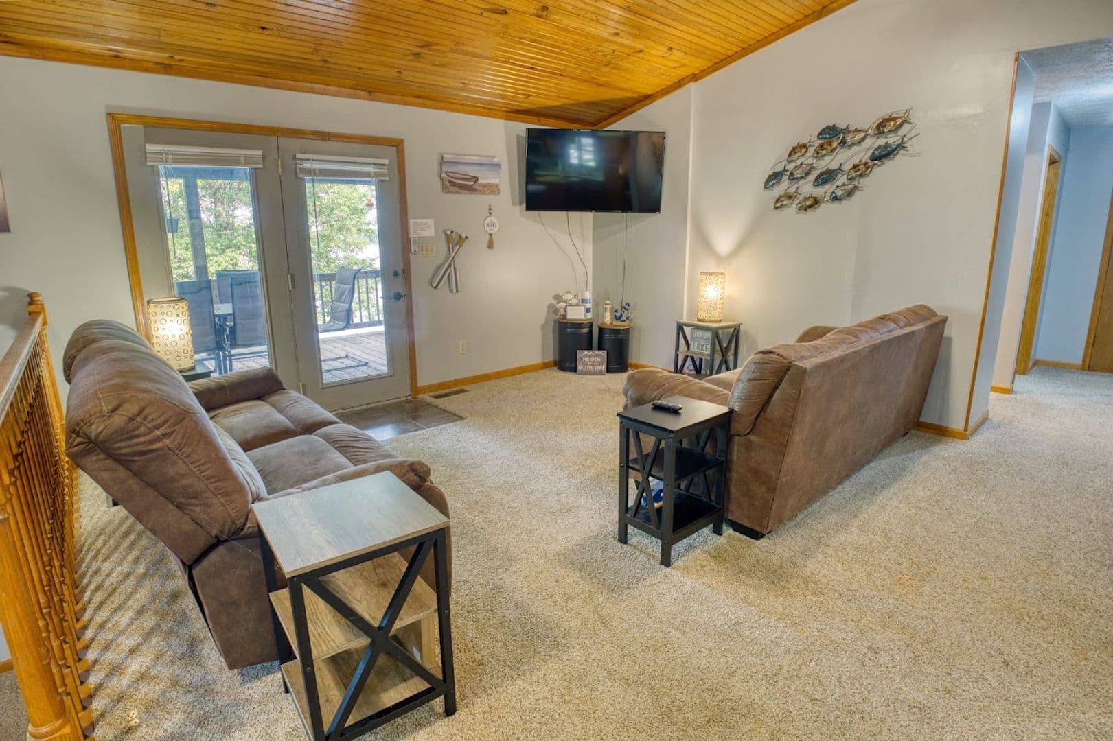 Eddyville Apartment: 75 Forest Glenn Drive - Lakeside Cabin