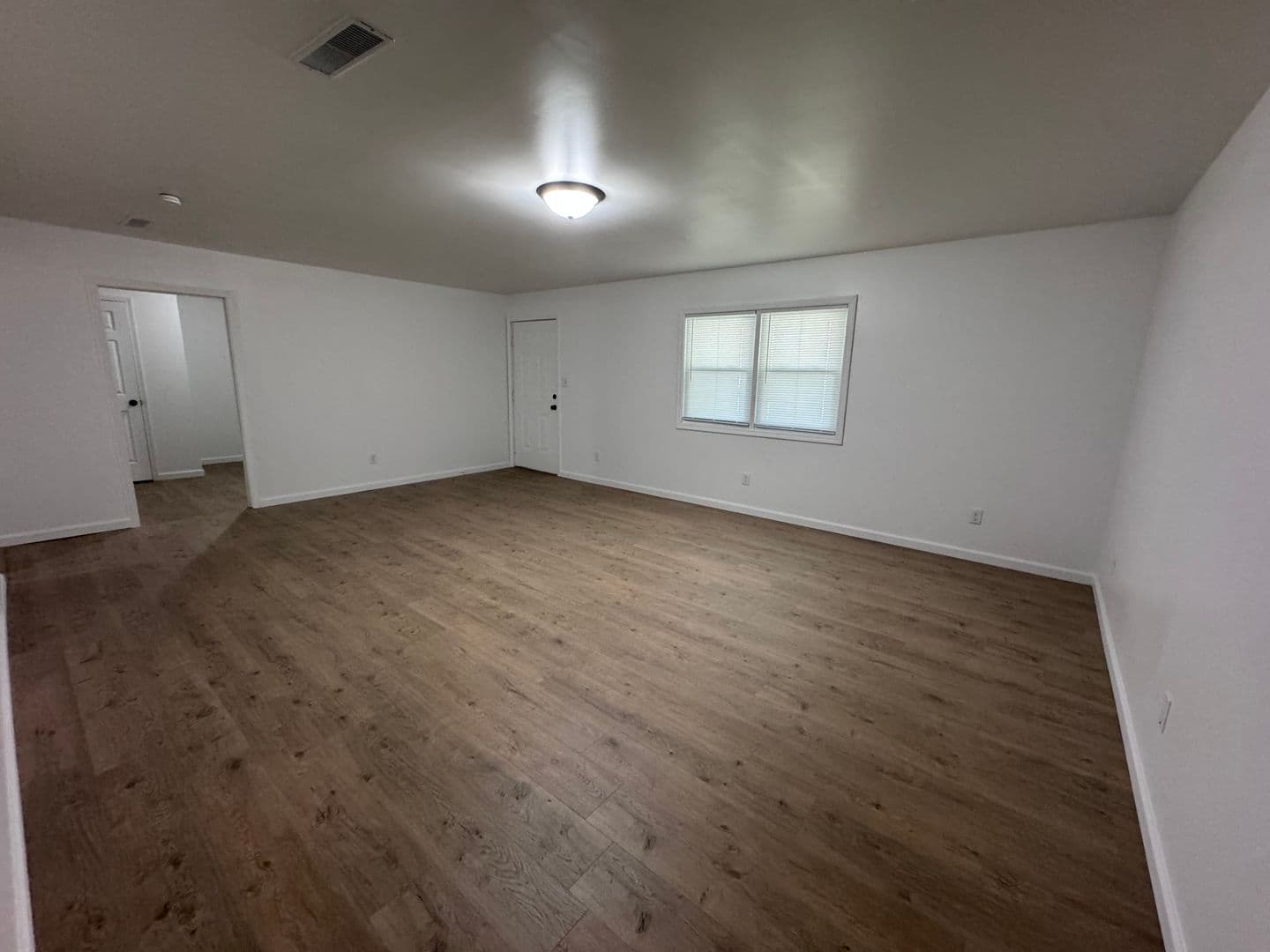 Kevil House: 11450 Bonham