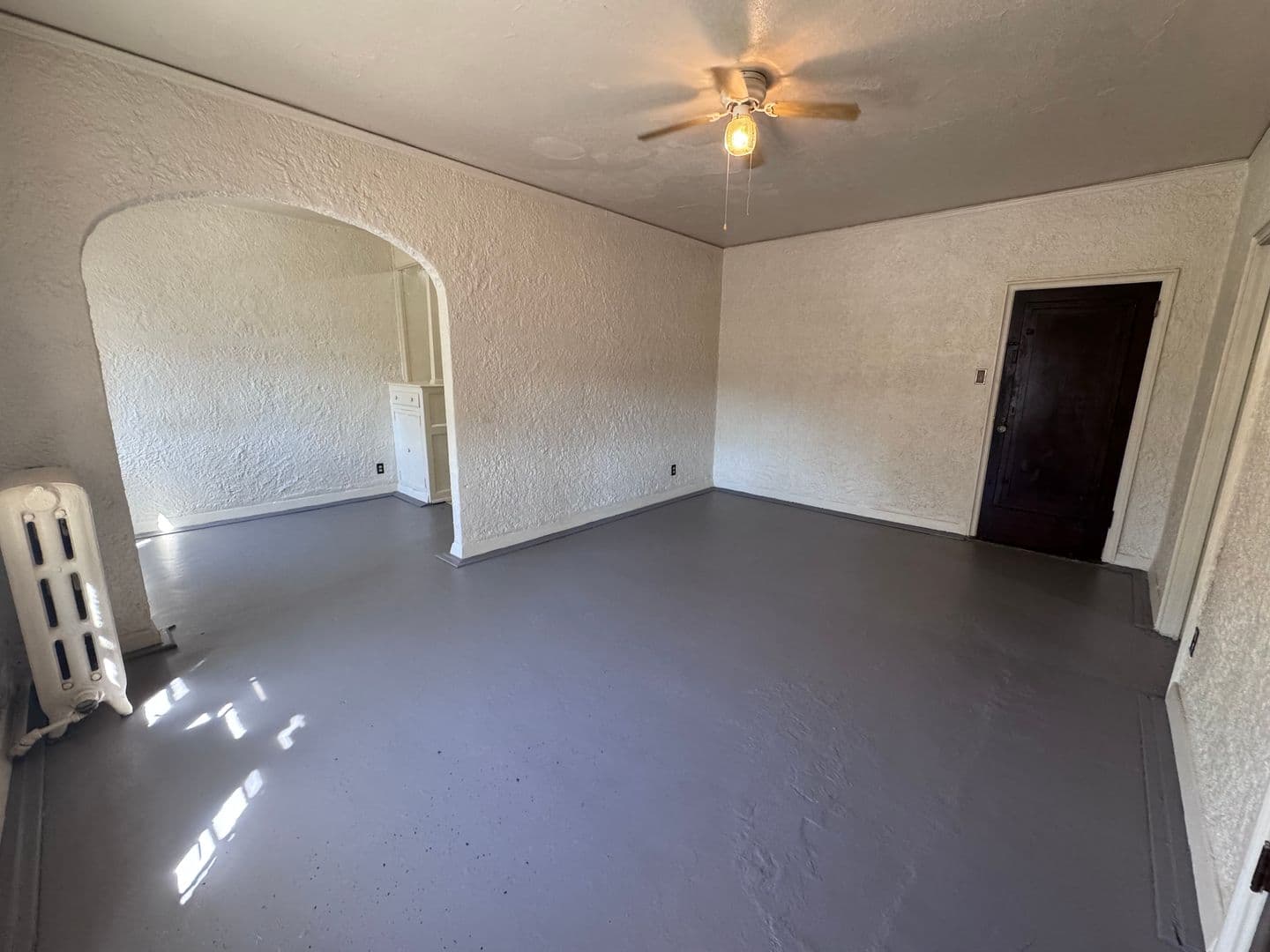 Paducah Apartment: 2142 Jefferson Street 102