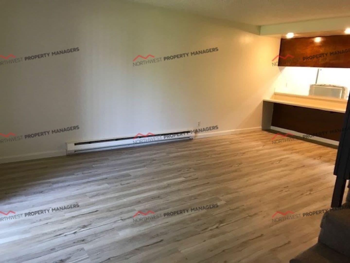 Centralia Apartment: 1505 Lewis St. 1-16 (Shamrock Apts)